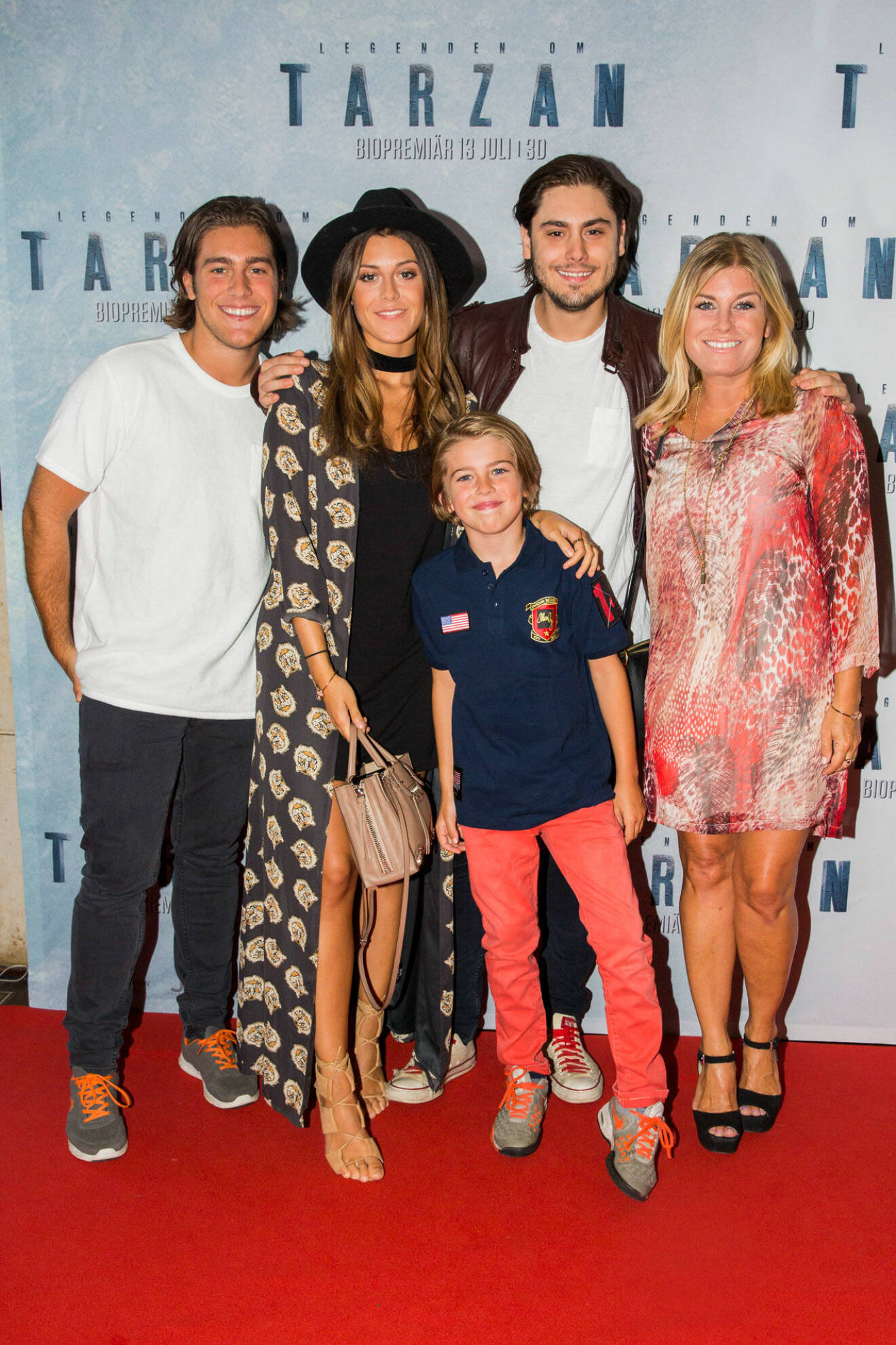 Familje Wahlgren Ingrosso på premiär för filmen Tarzan