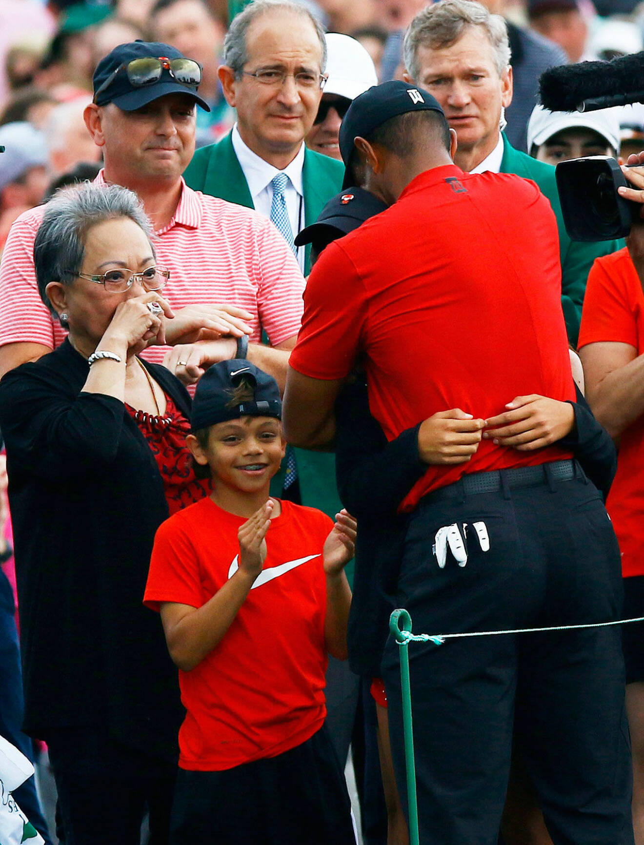 Tiger Woods kramar om dottern Sam Alexis