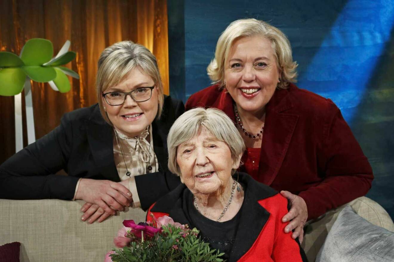 Många kändisar har gästat programmet genom åren, som Sveriges äldsta bloggare Dagny Carlsson, 106 år.