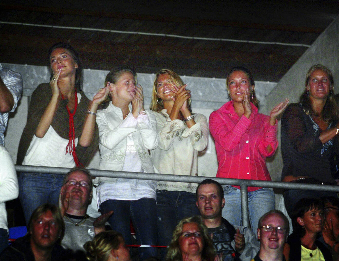 Prinsessan Madeleine och hennes kompisar såg Gyllene Tiders turnéstopp i Halmstad 2004.