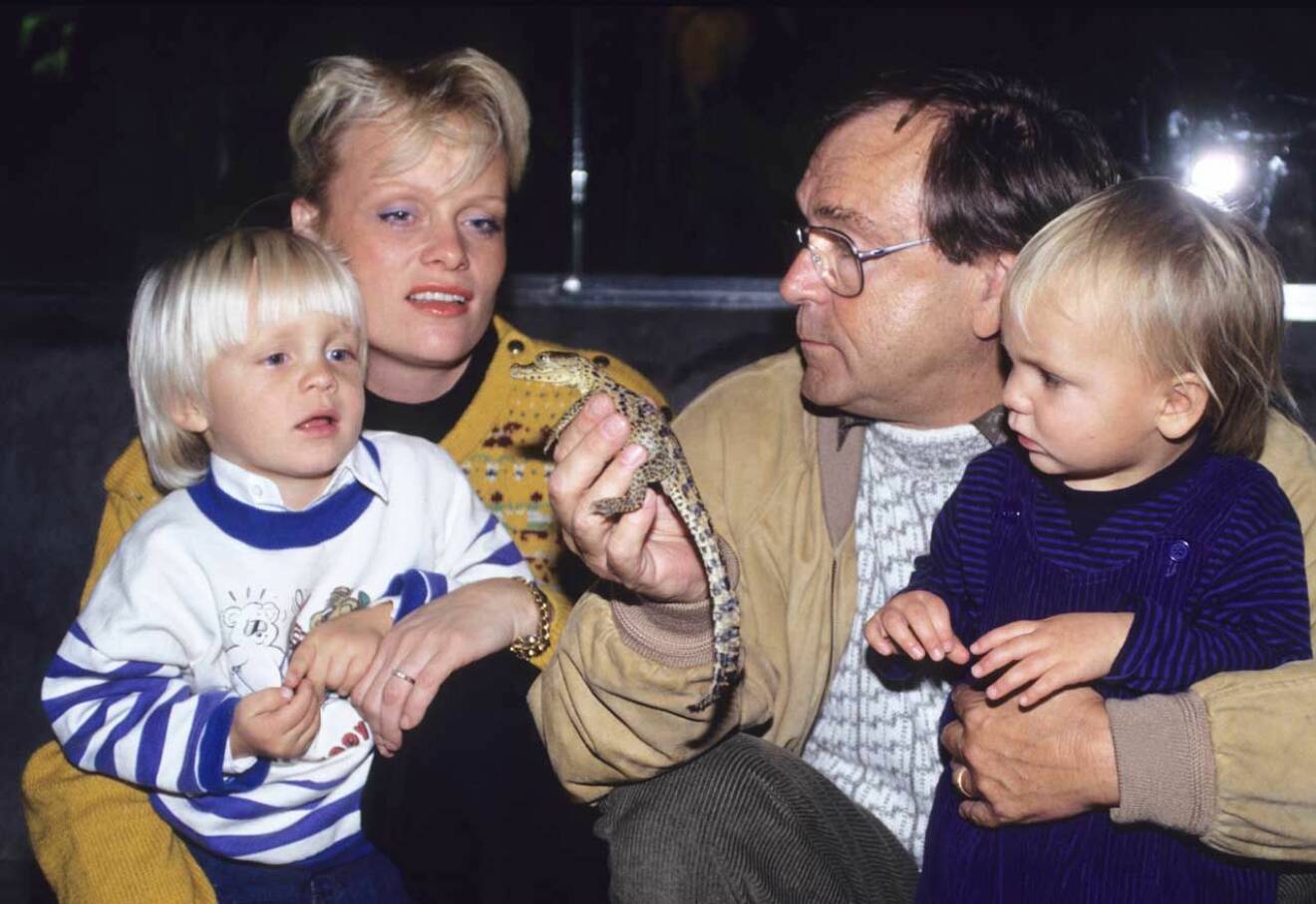 Arne Weise med fru dåvarande Agneta och barnen Andreas och Anna år 1990.