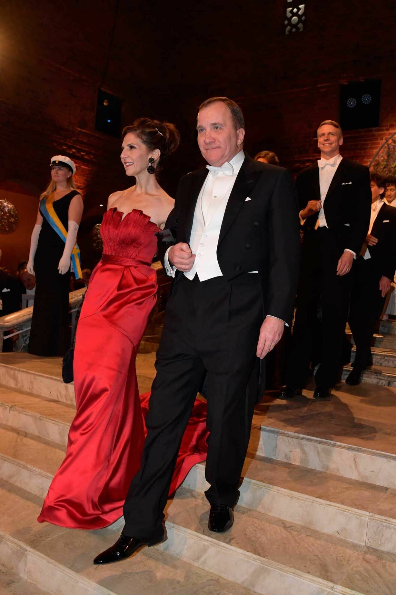 Stefan Löfven på Nobel 2019 med Karen S. Kantor.