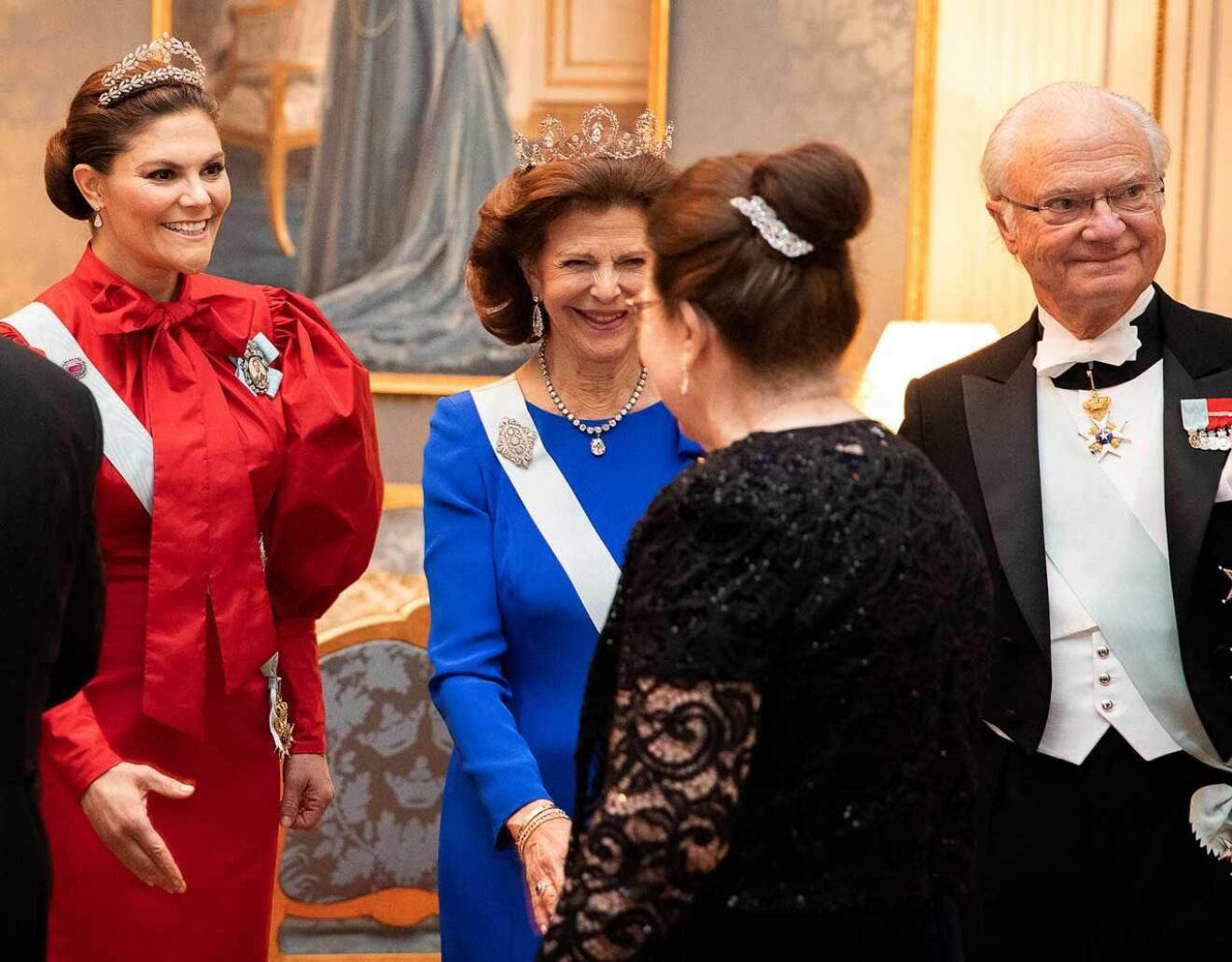 Kungen och drottningen vid 2019 års Nobelmiddag på slottet.