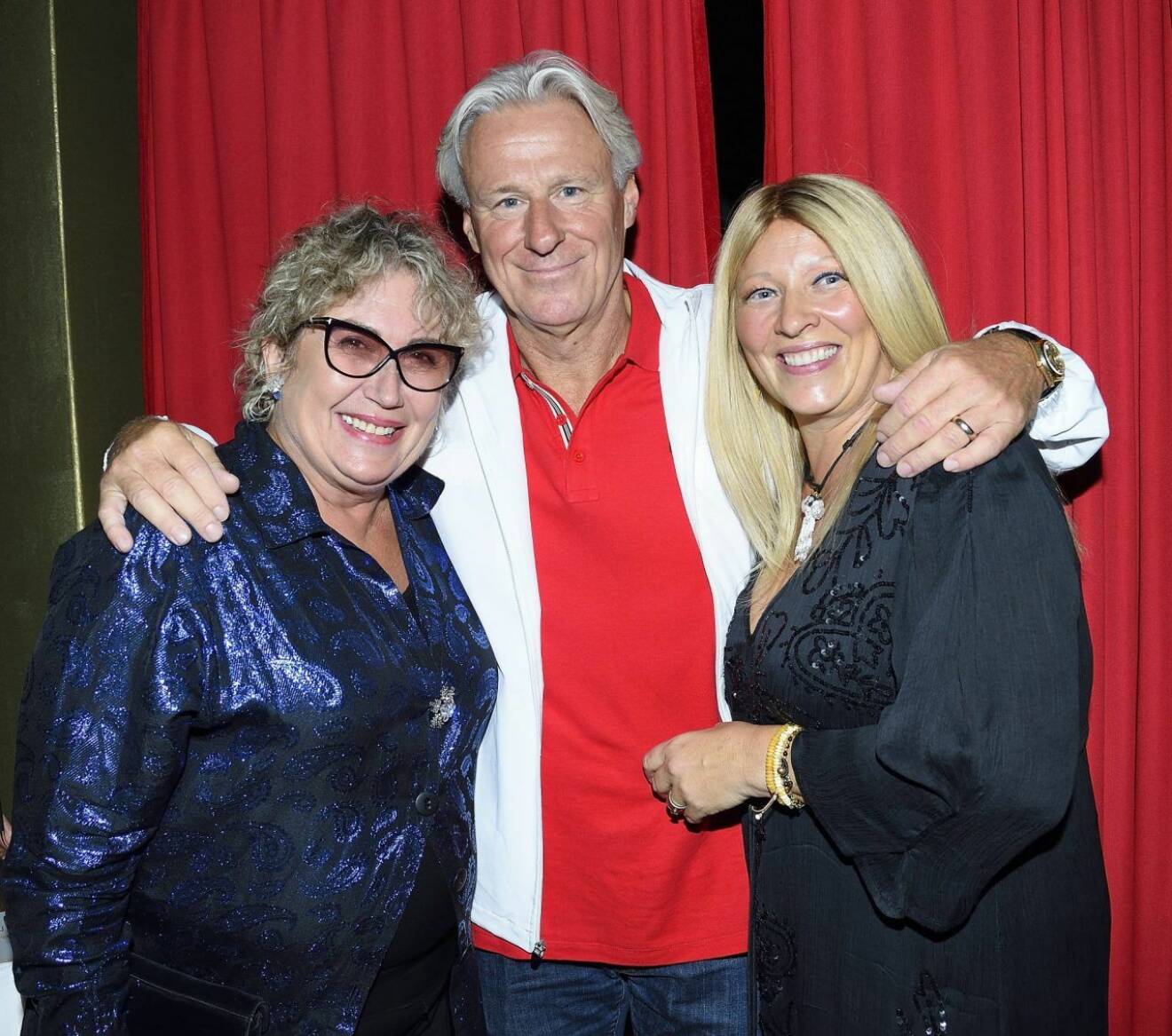 Gammal kärlek rostar aldrig! Maria tillsammans med Björn och hans hustru Patricia på premiären av filmen om Björns liv. 