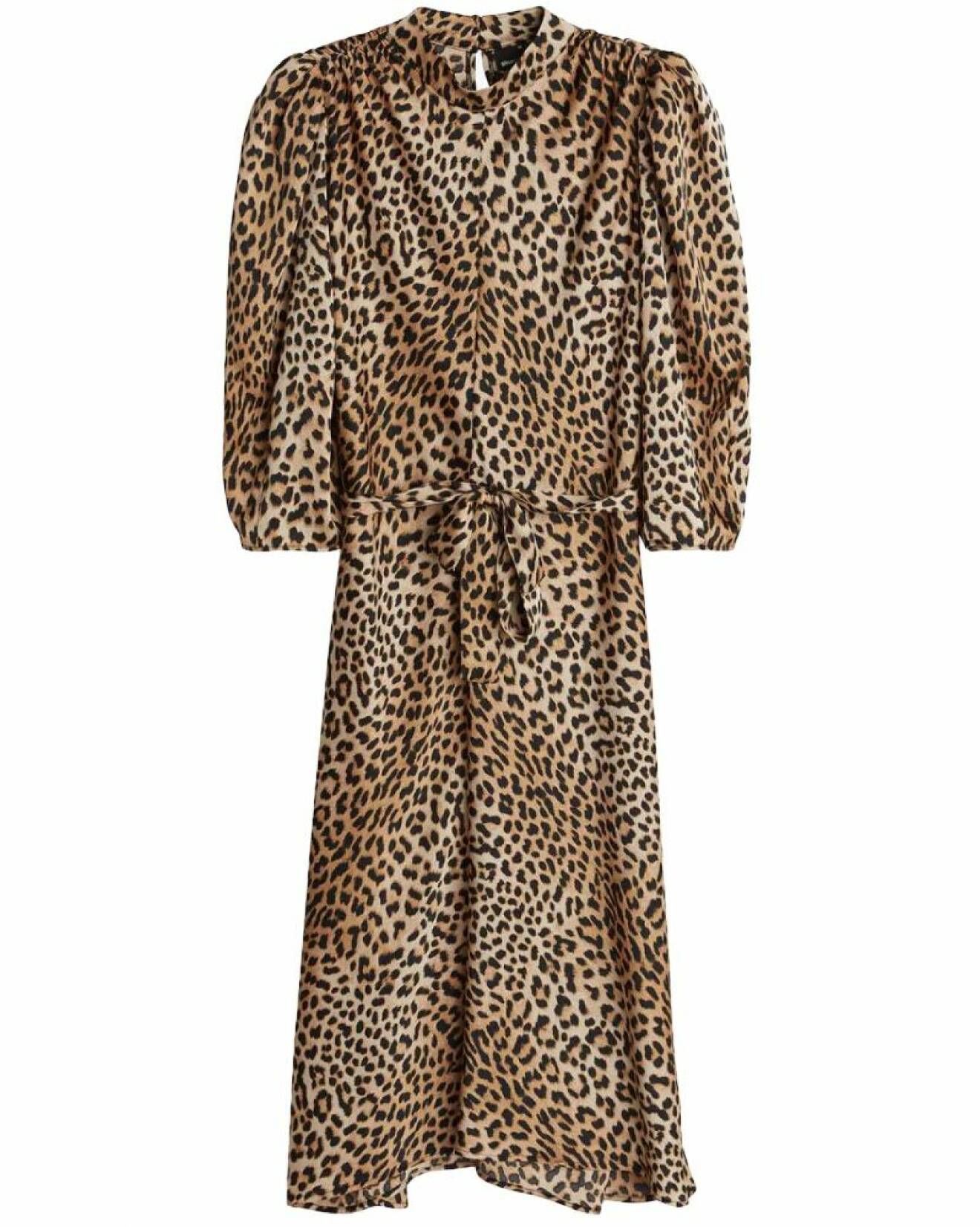 Leopardklänning med puffärm