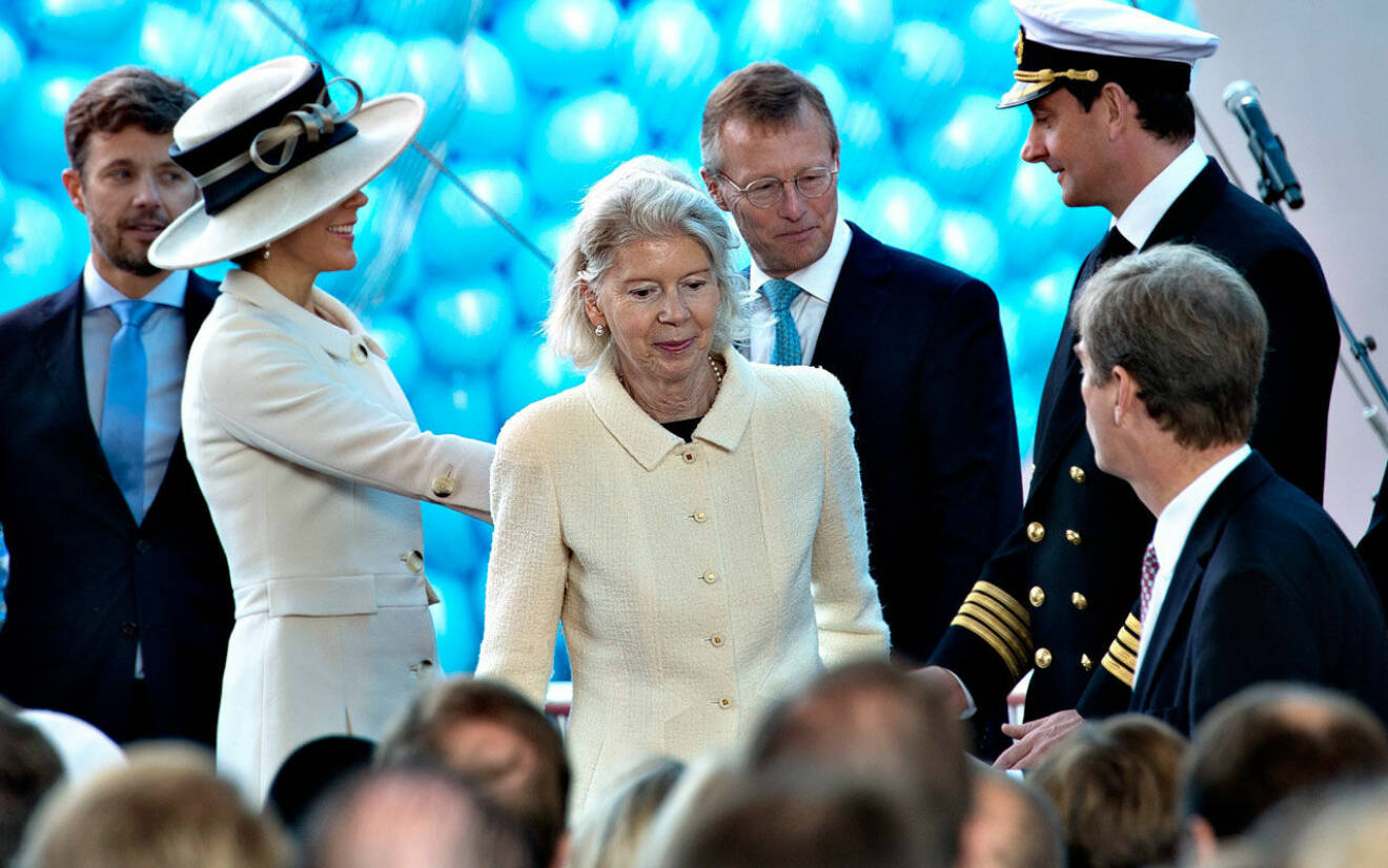 kronprinsessan Mary och kronprins Frederik med Ane Uggla vid ett fartygsdop i Köpenhamn.