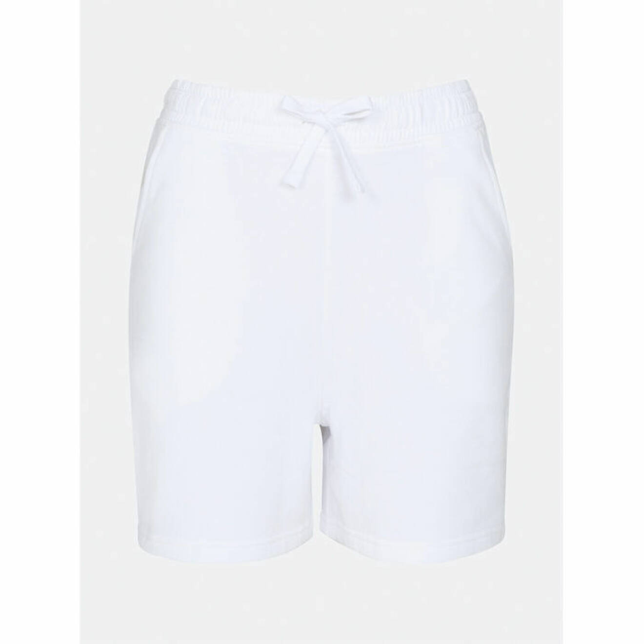 Vita shorts från Cubus