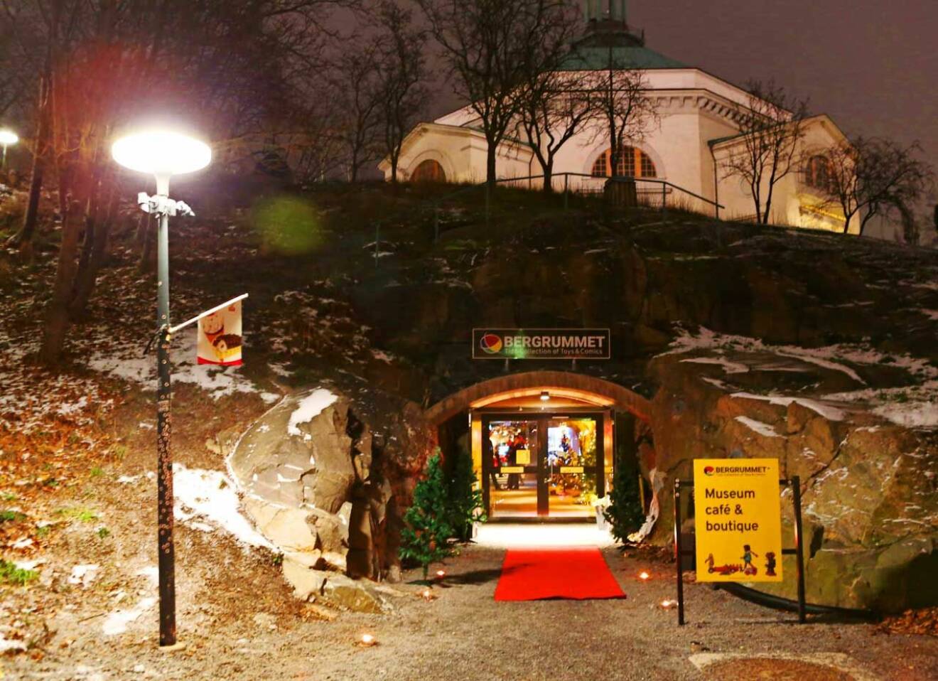 Fina leksaks- och serietidningsmuseet Bergrummet på Skeppsholmen var platsen för kvällens stora fest.