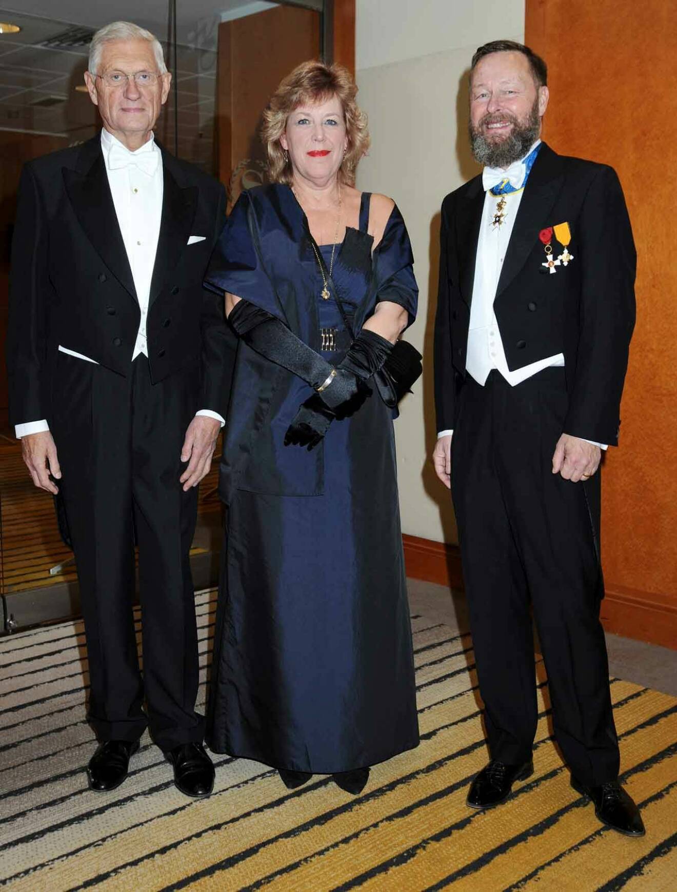 Staffan Carlén och Berndt Arell, före detta museichefer, med Mari Schaub, advokat. 