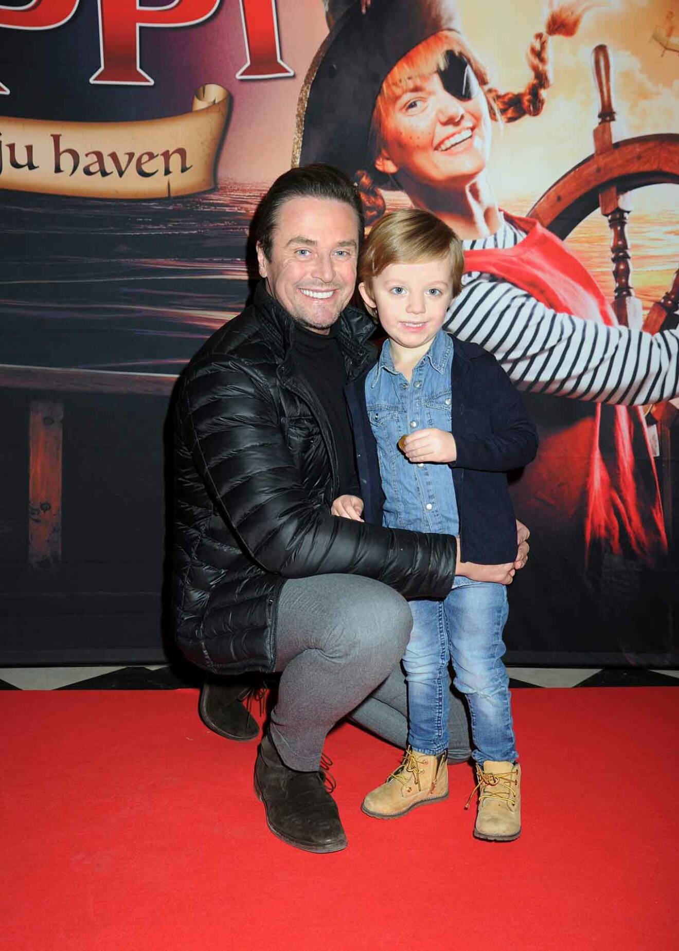 Producenten Johan Pråmell gick på premiär med sonen Valentino.