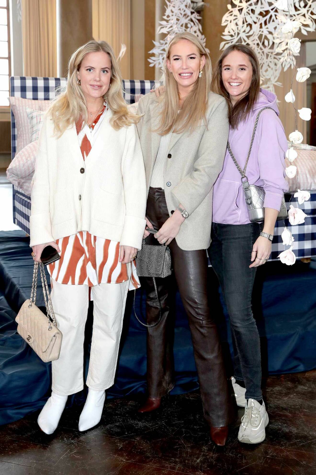 Triss i stilkunniga modeproffs! Joanna Fingal, Petra Tungården och Caroline Sandström.