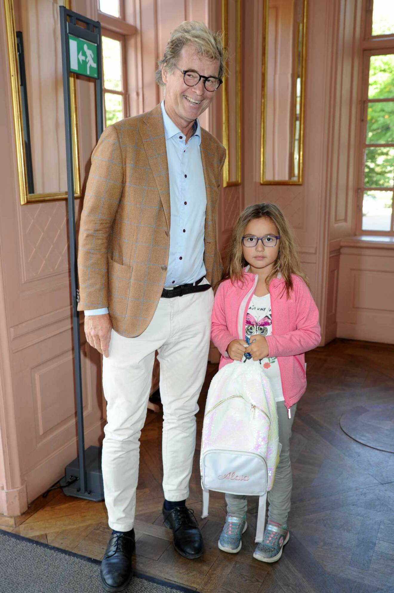 Kungliga Tekniska Högskolans direktör Johan Thorbiörnson med söta dottern Alaia.