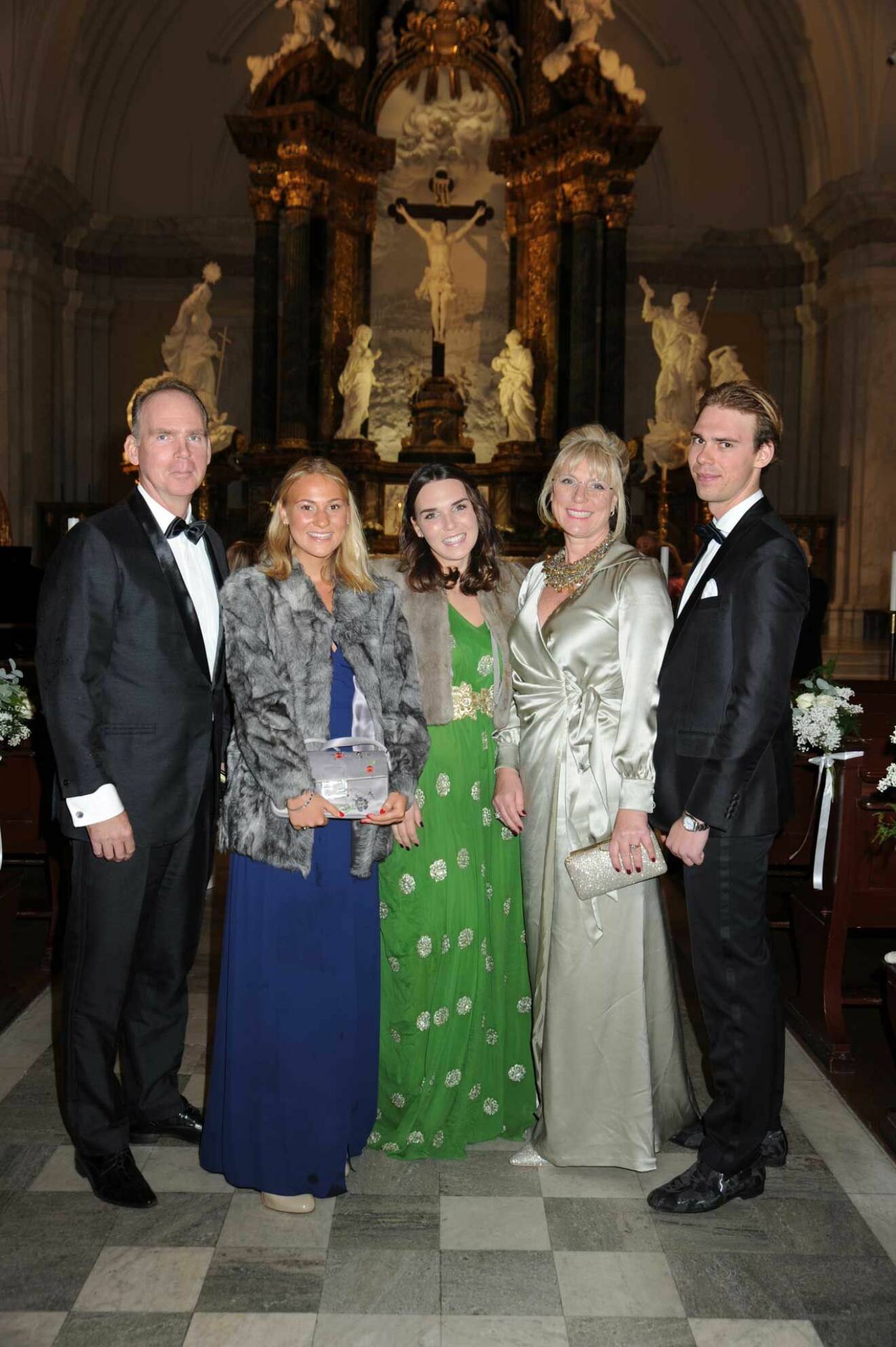 Michael Söderström med familjen; Lovisa, Maria, Sophia och Carl-Fredrik Bernadotte. 