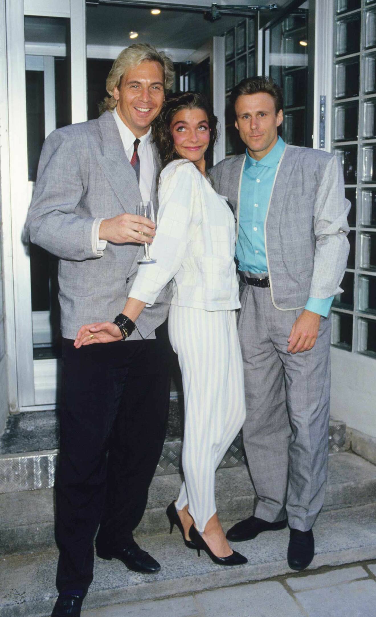 Med flickvännen Jannike Björling och kompisen Christer Gustafsson 1985.