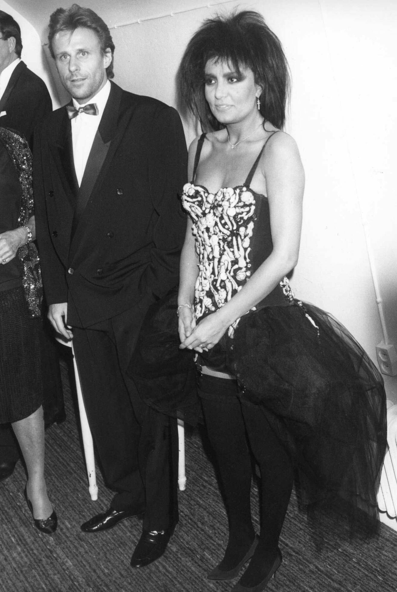 År 1988 med sin dåvarande fästmö Loredana Berthe, den italienska sångerskan som Björn hade en stormig relation med. 