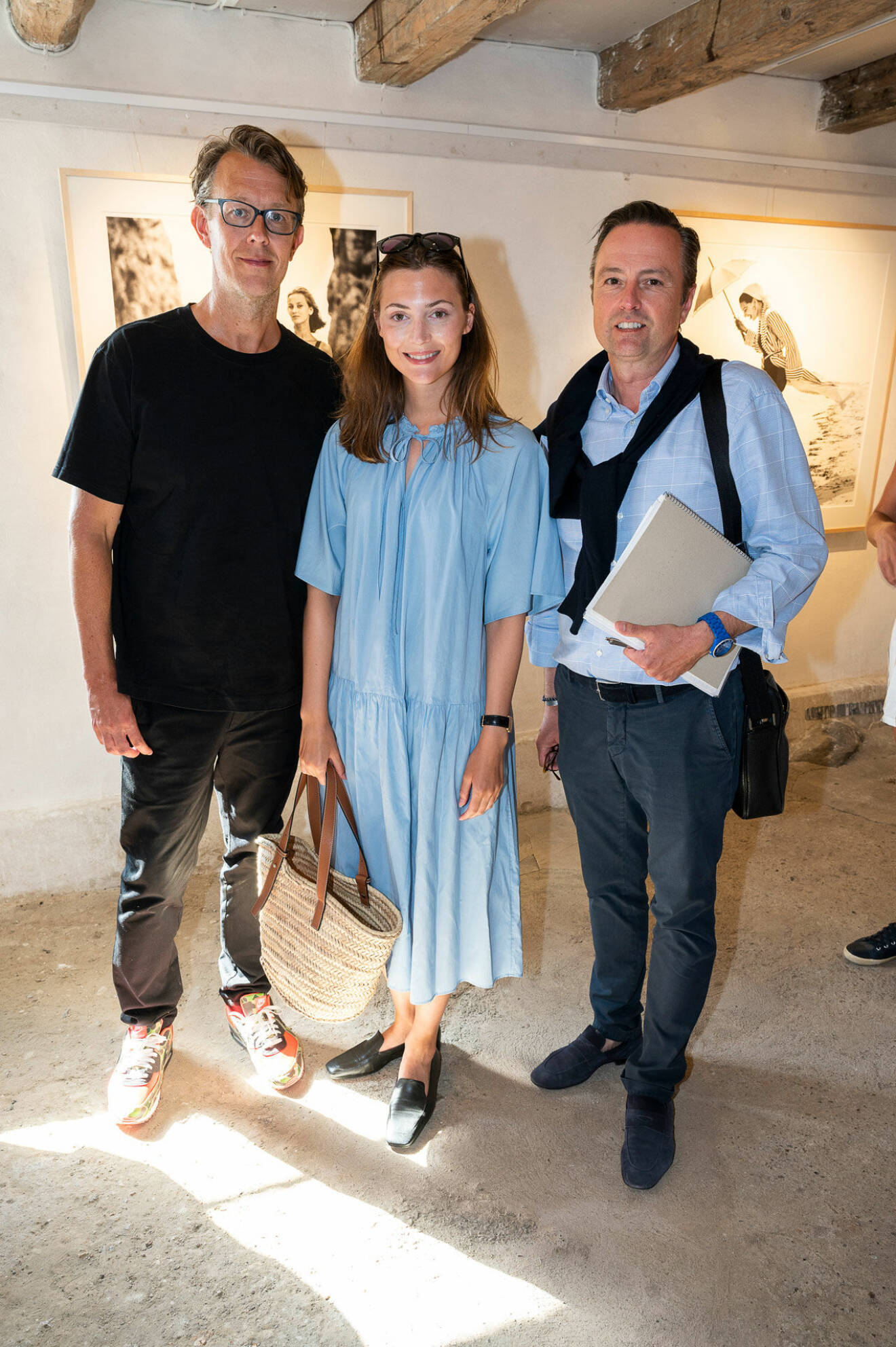 Michael Elmenbeck, grundare av auktionsfirman CFHILL, med sin flickvän Beatrice Engman och Peter Andrén, fransk honorärkonsul i Malmö.