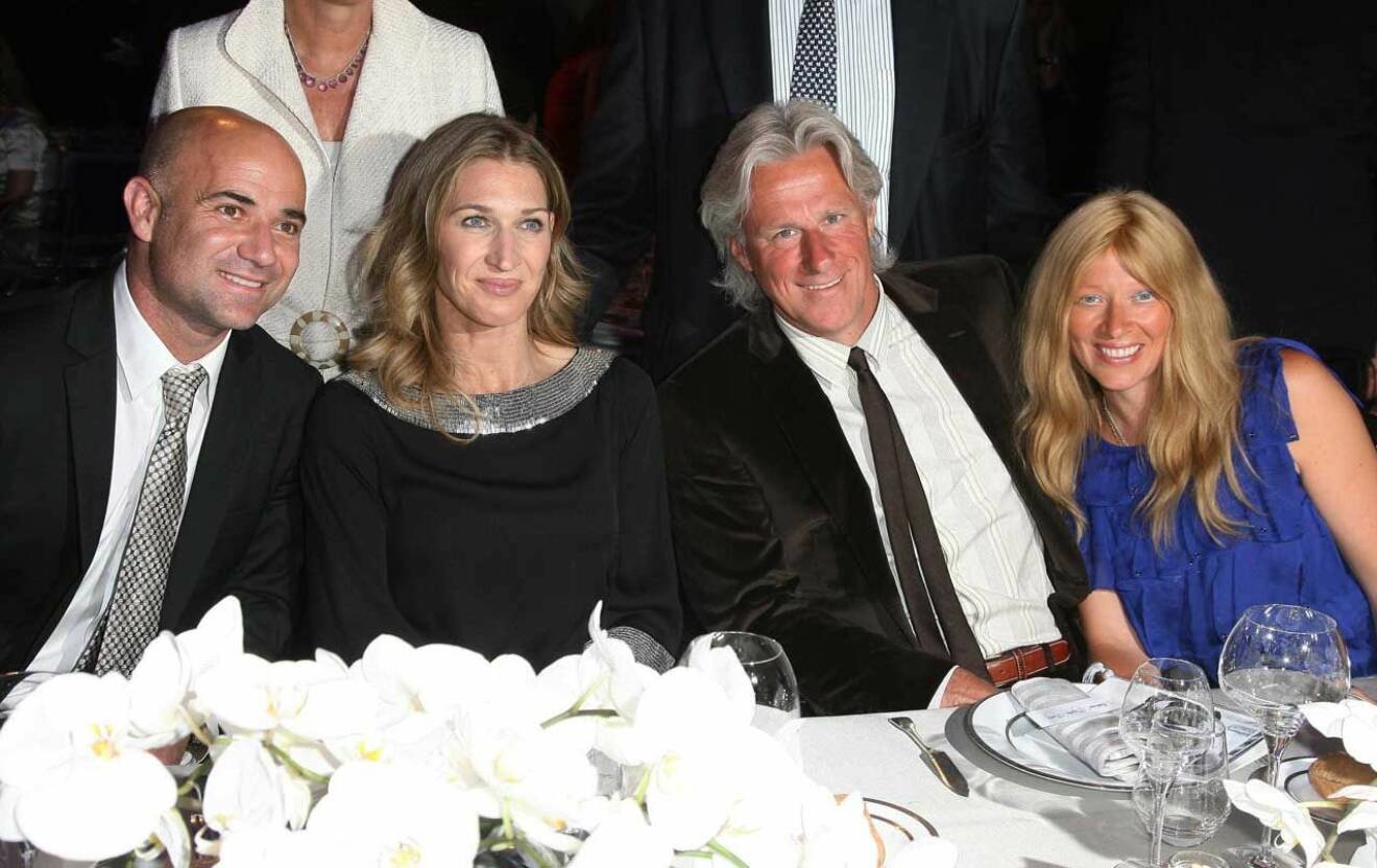 Tillsammans med Andre Agassi, dennes hustru Steffi Graf och Patricia vid en välgörenhetsgala i Paris 2009.