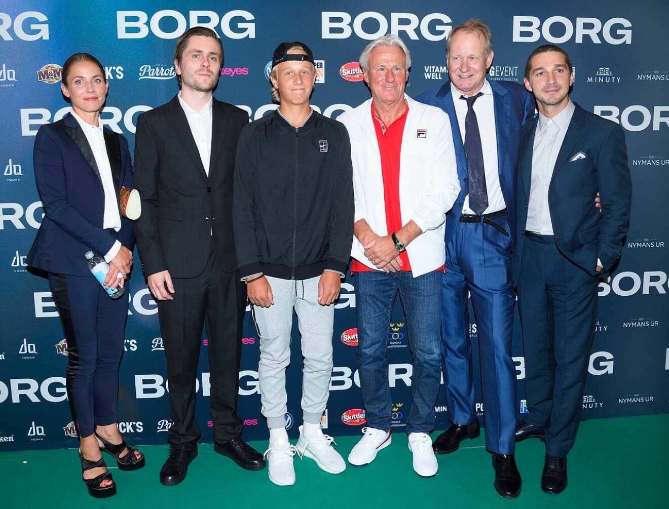 På premiären av filmen, Borg, 2017. Skådespelarna Tuva Novotny, Sverrir Gudnason, sonen Leo Borg, Björn, Stellan Skarsgård och Shia LaBeouf. 