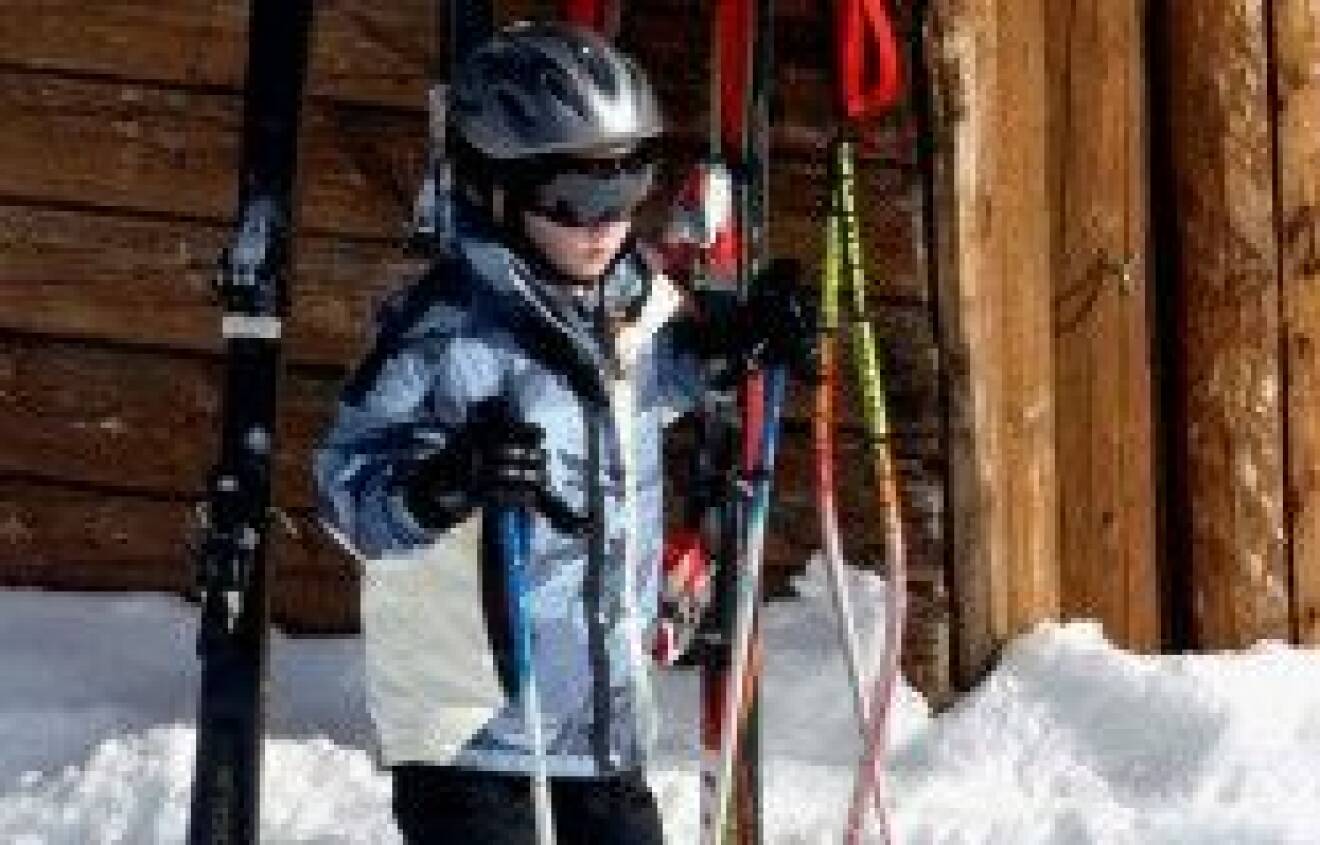 Även dottern Louise provade sin nya skidor.