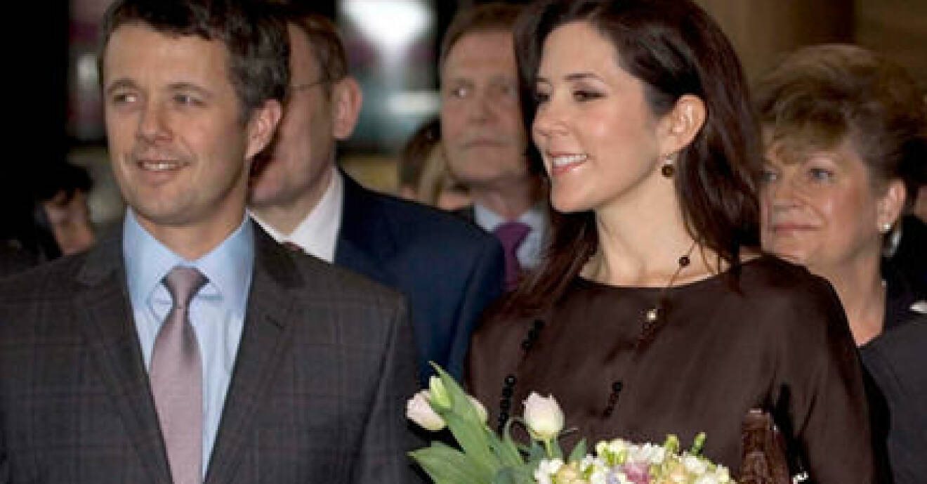 Kronprins Frederik med sin Mary på besök i Ungern.