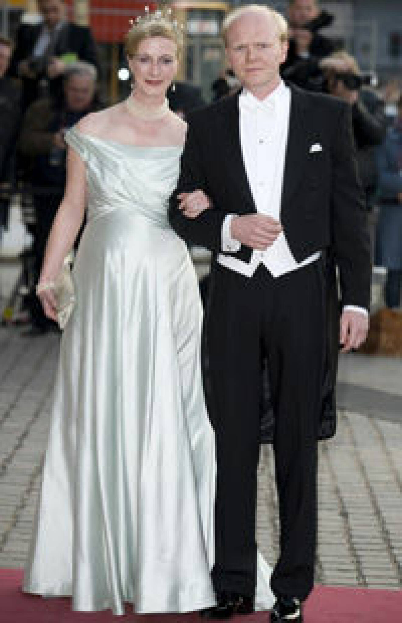 Prinsessan Nathalie och Alexander Johannsmann har gift sig.