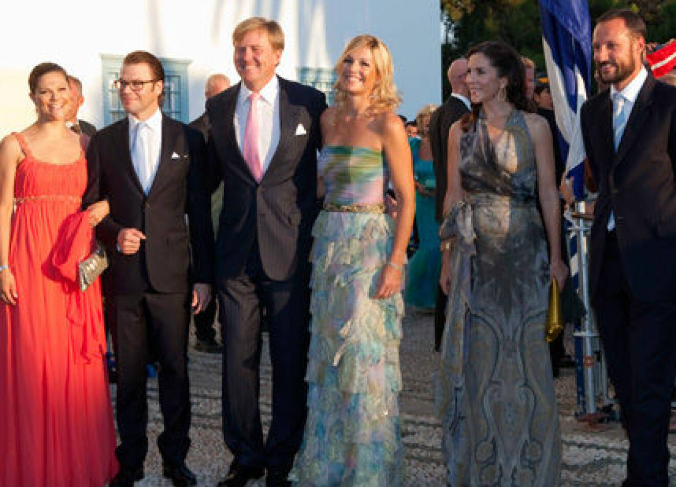 Härligt stämning! Kronprinsessan Victoria, prins Daniel, kronprins Willem Alexander, kronprinsessan Máxima, kronprinsessan Mary och kronprins Haakon.