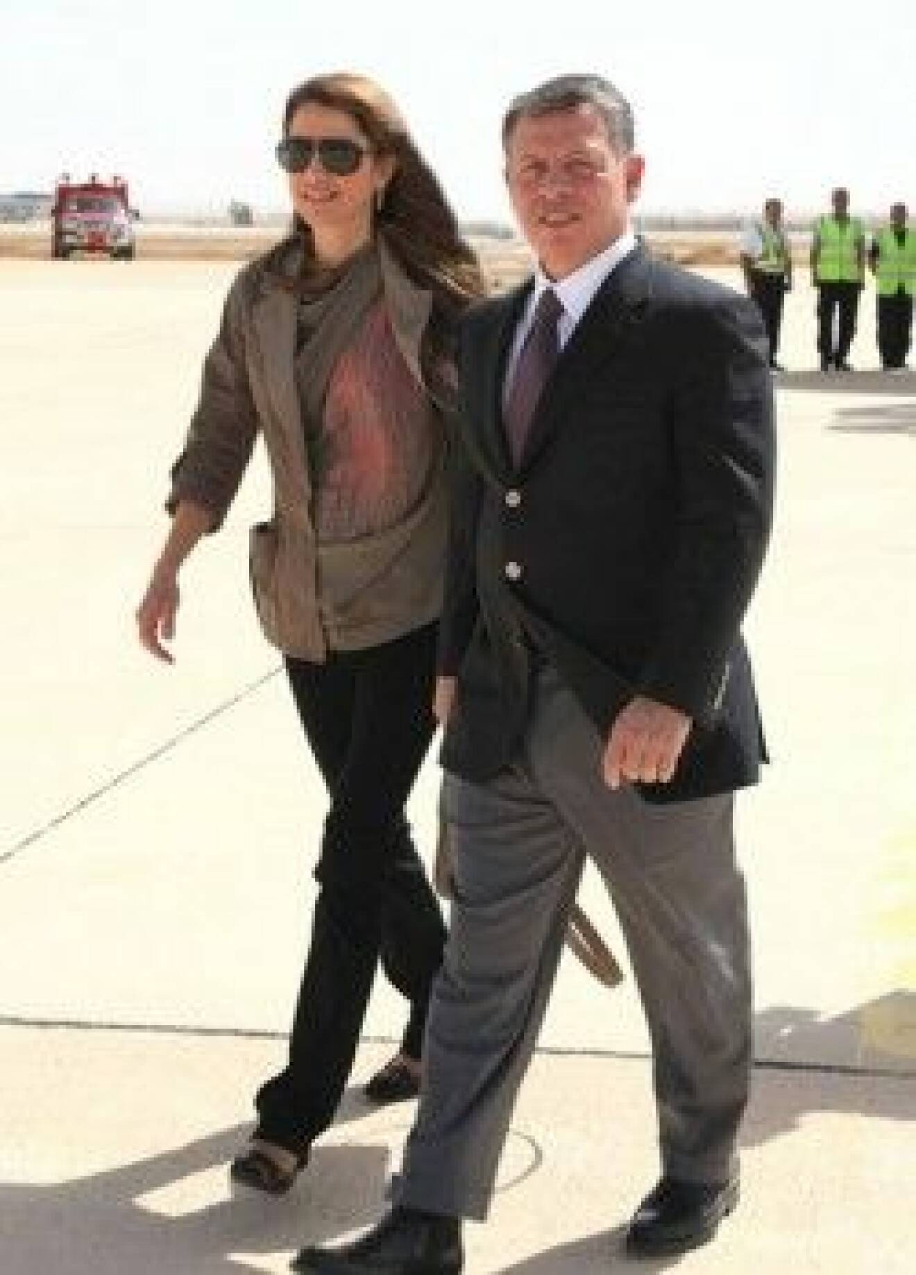 Drottning Rania och kung Abdullah har landat i Jordanien.