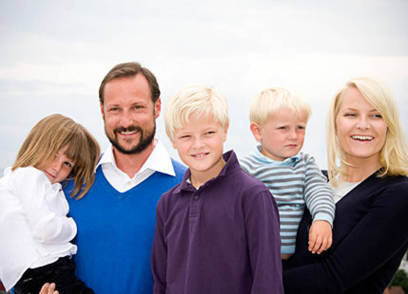 Prinsessan Ingrid Alexandra, kronprins Haakon, Marius, prins Sverre Magnus, kronprinsessan Mette-Marit