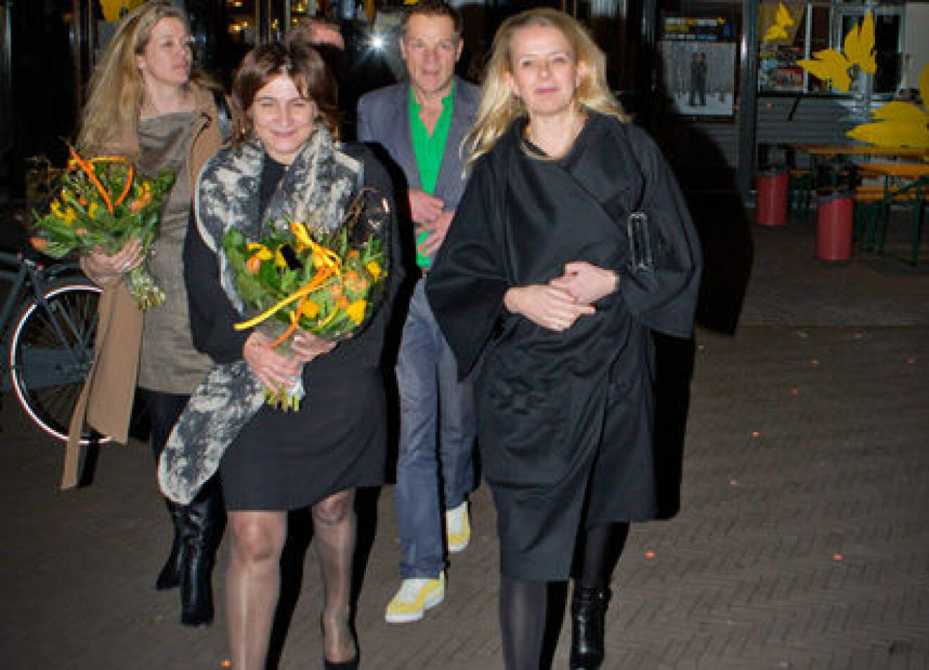 Prinsessan Mabel påväg till en filmpremiär i Haag