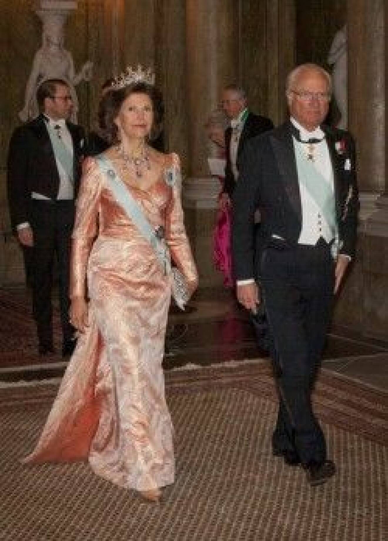kung-carl-gustaf-drottning-Silvia-ibl