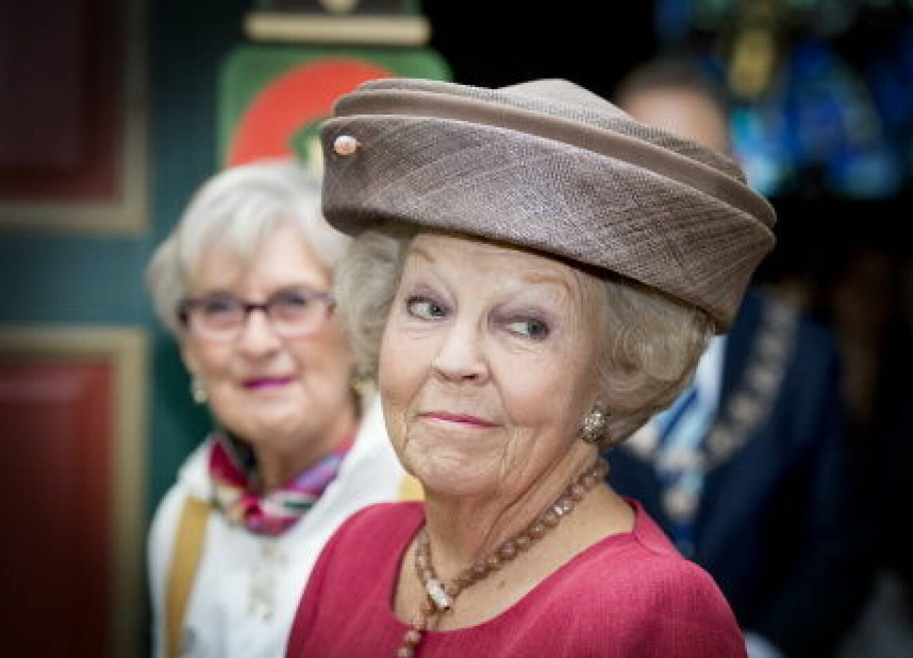 Princess Beatrix opens the 90th Christmas market in the Norwegian Church