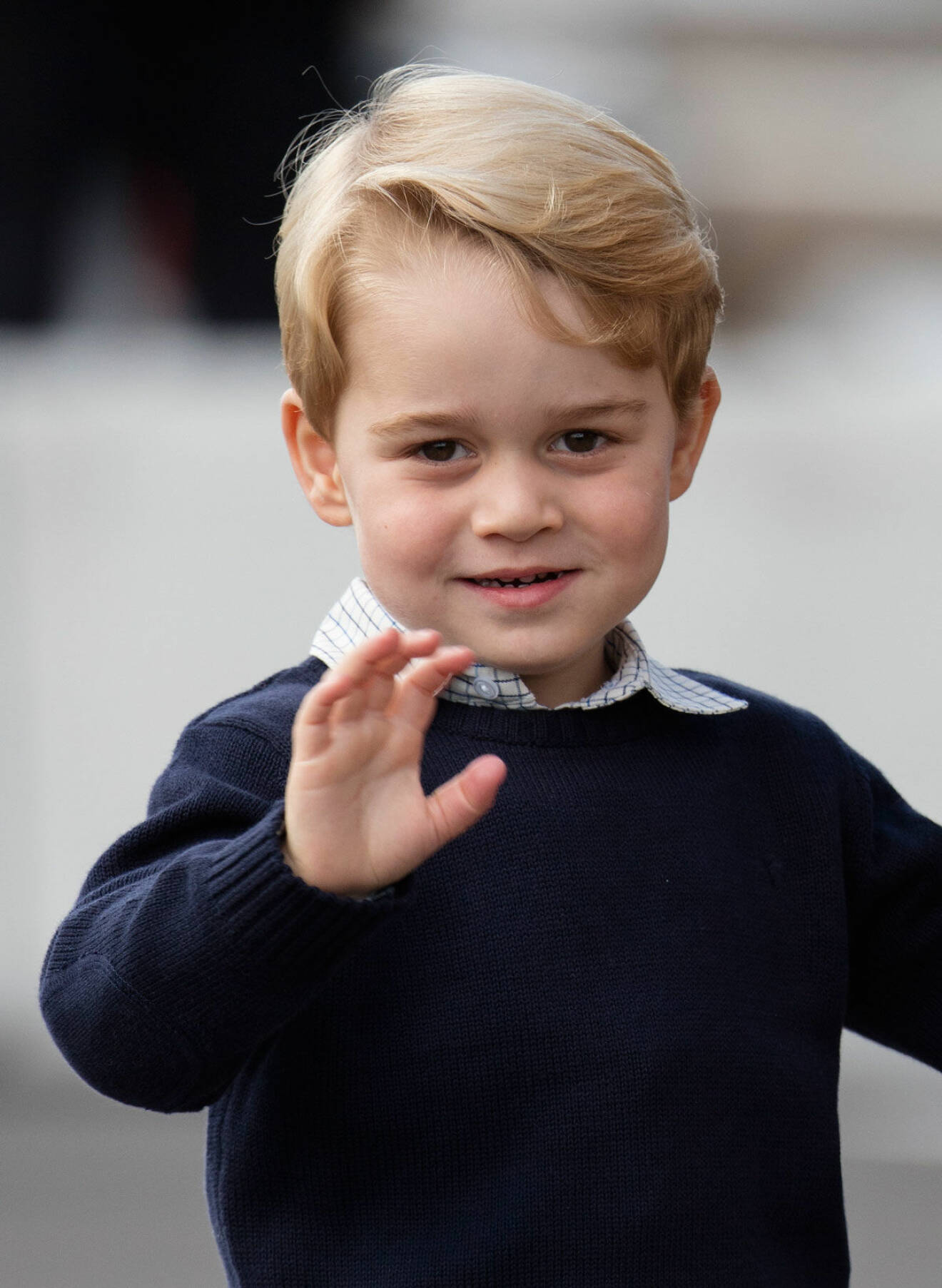 Prins George hälsade på mamma på sjukhuset senast hon födde barn - kommer han att få hälsa på nu med?