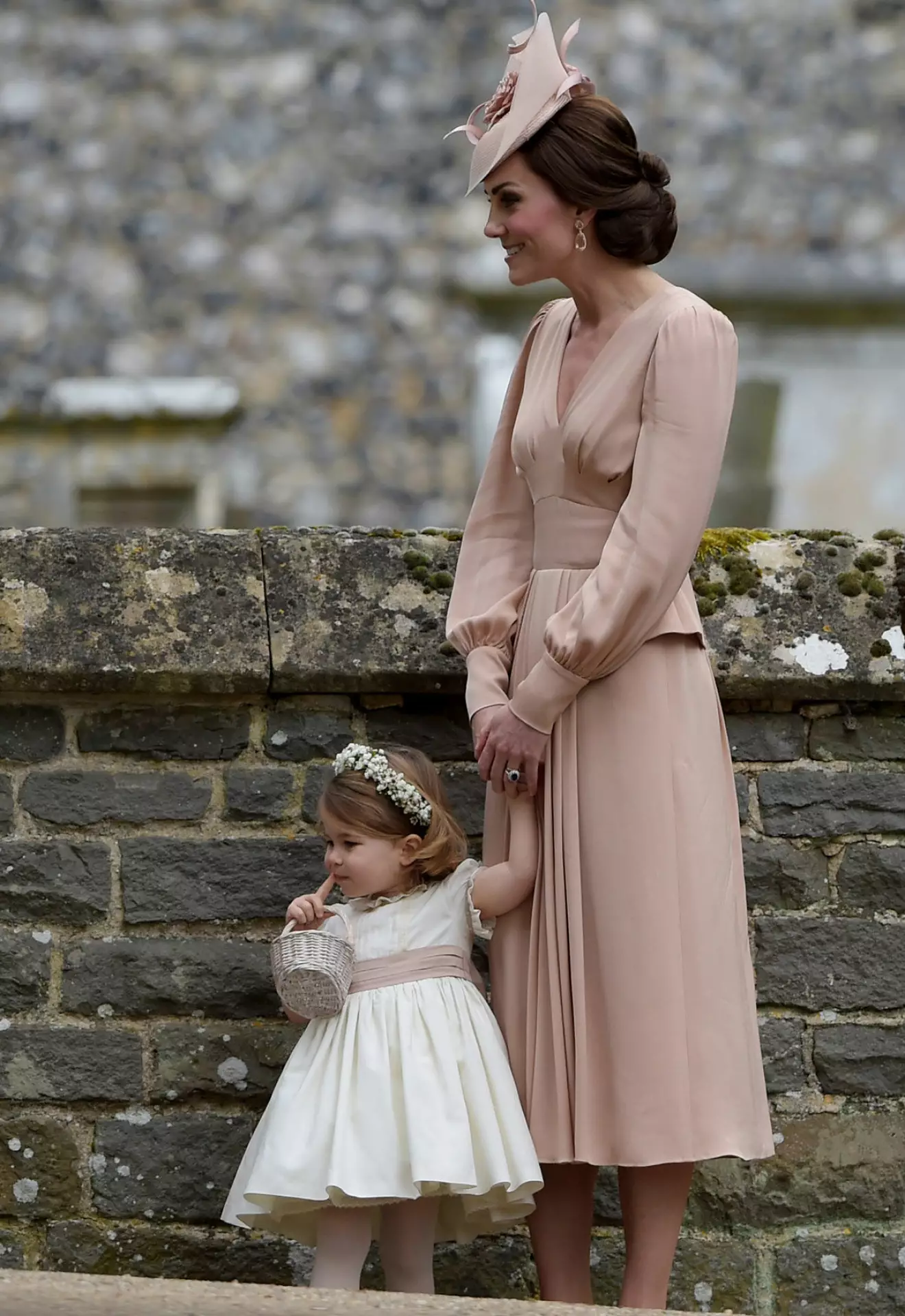 Prinsessan Charlotte med mamma hertiginnan Kate