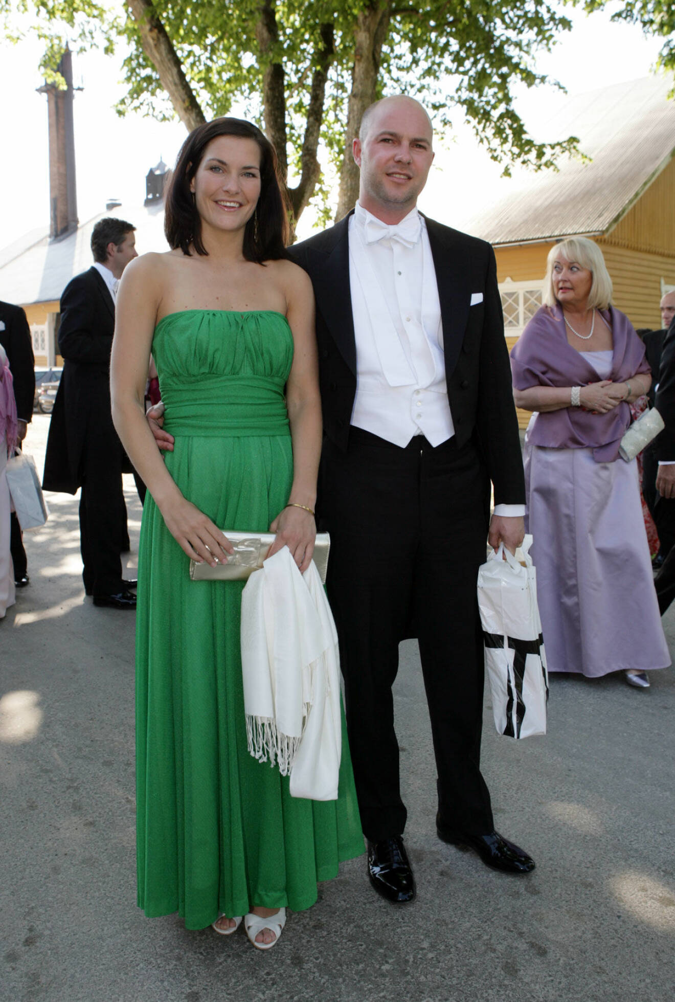 Prinsessan Christinas son Oscar med sin Emma Ledent.