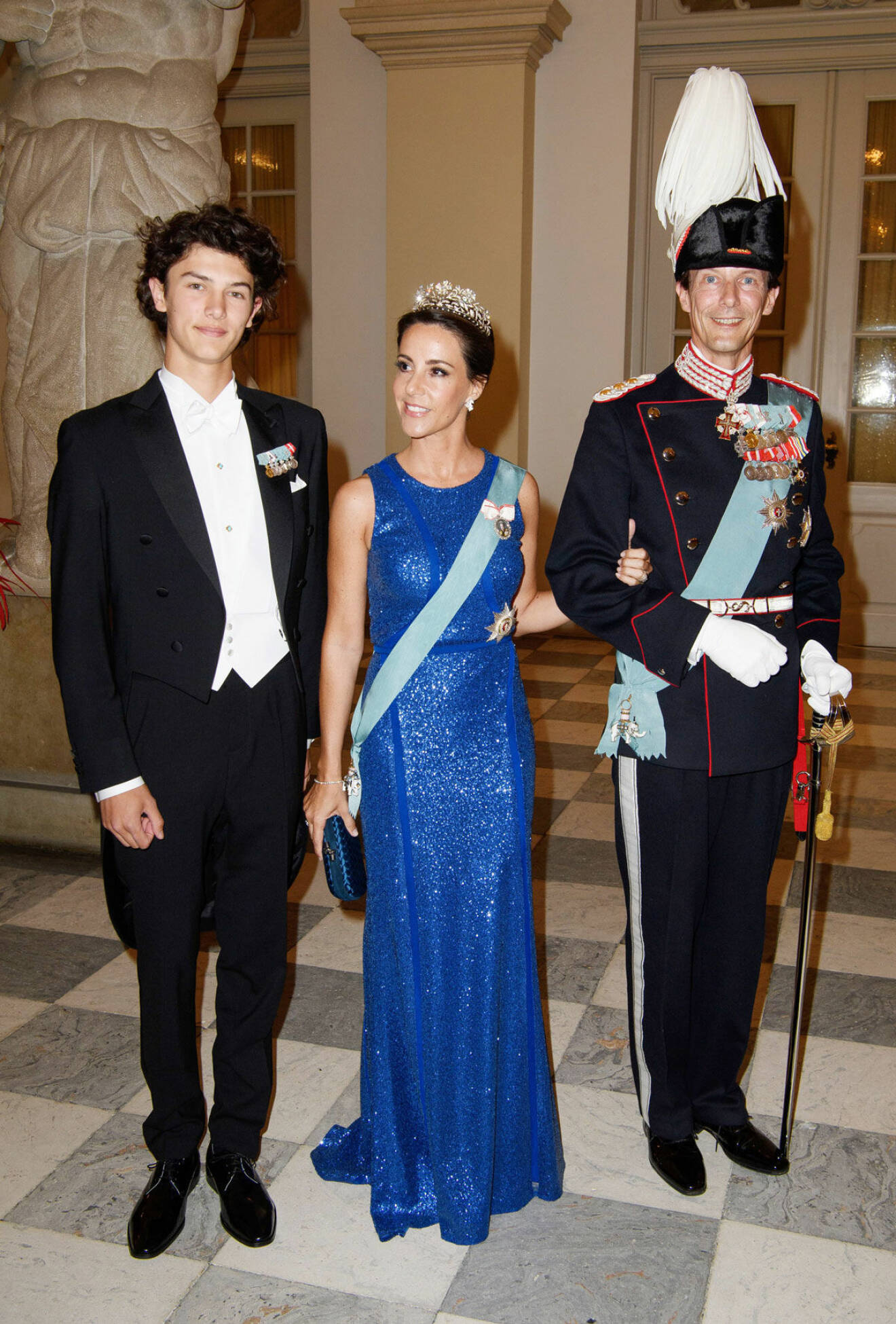 Prins Joachim, prinsessan Mary och prins Nikolai. 