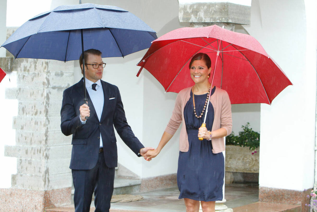 Daniel och Victoria strålade ikapp trots det regn som öste ner under 2011 års firande. 