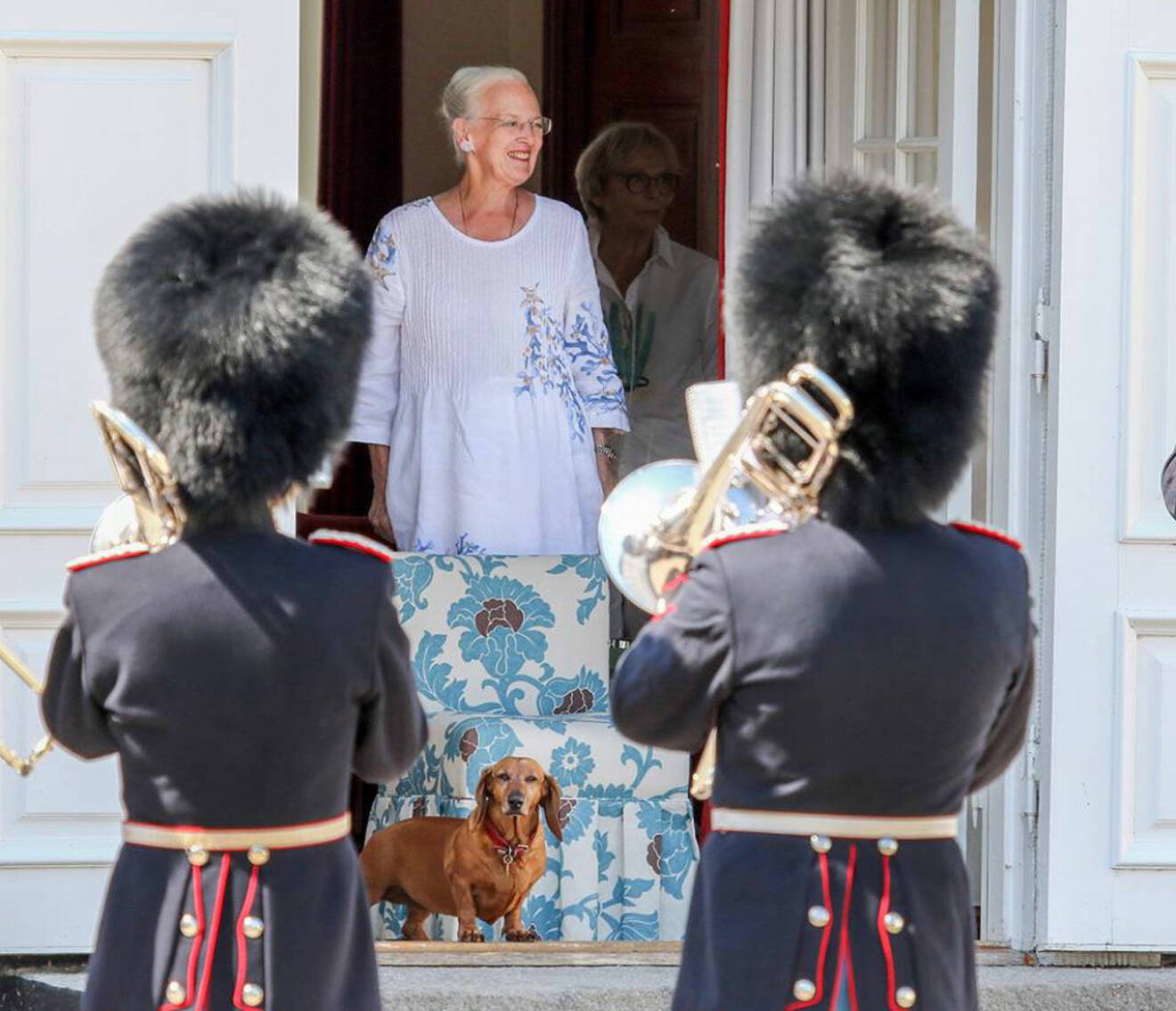 Drottning Margrethe med sin tax.