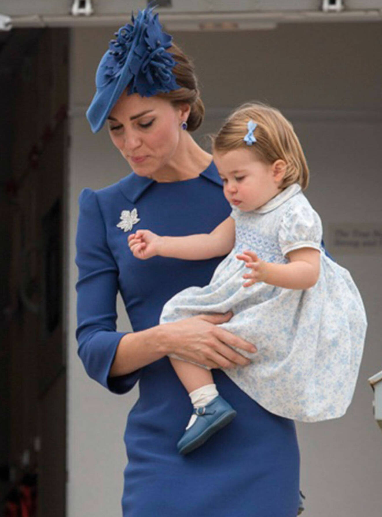 prinsessan Charlotte och hertiginnan Kate.