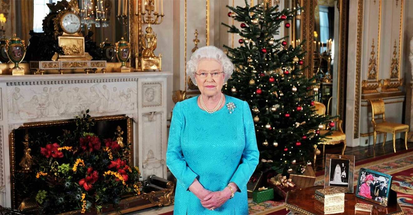 Drottning Elizabeth med julgran