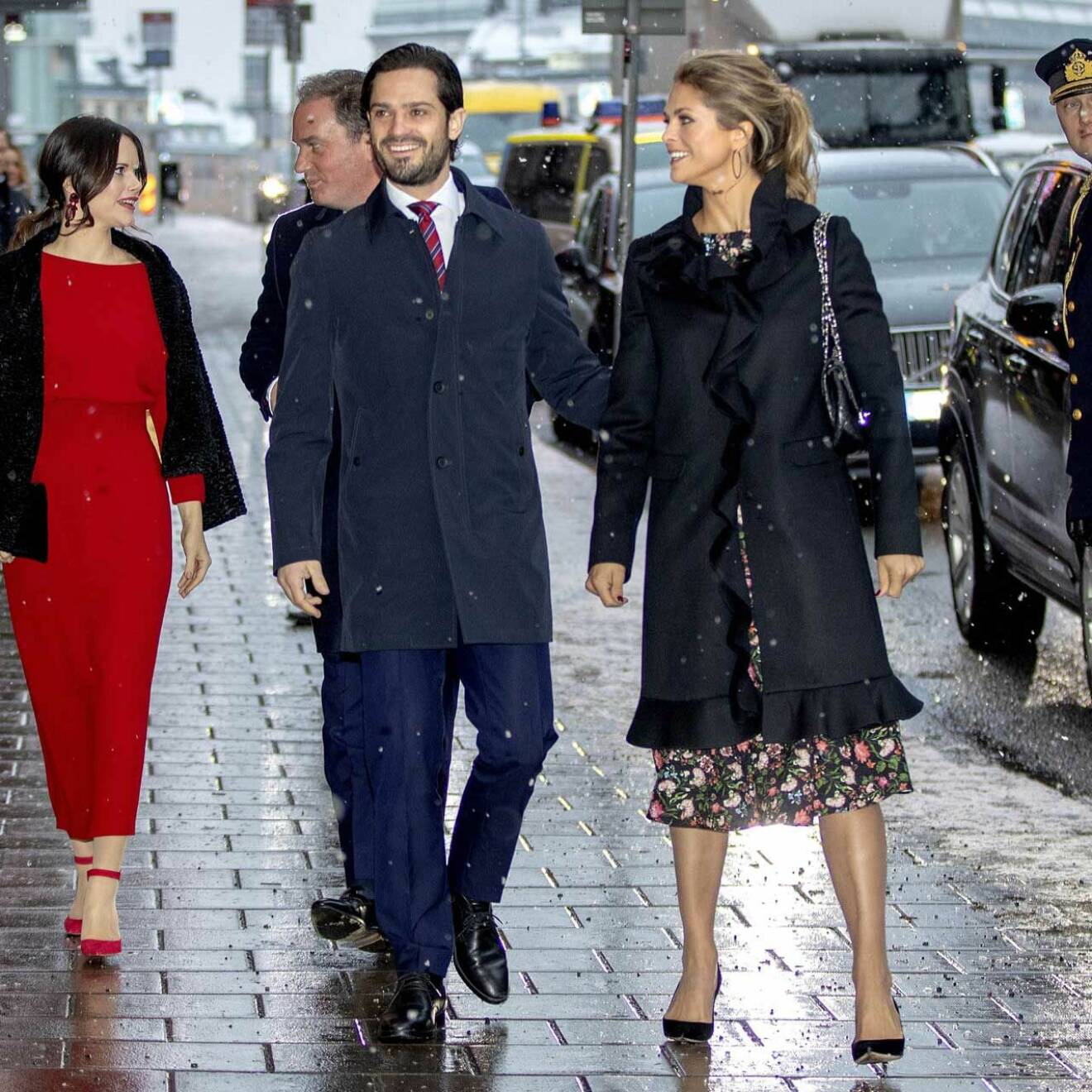 Prinsessan Madeleine och prins Carl Philip ser fram emot att fira julen tillsammans på Drottningholms slott.