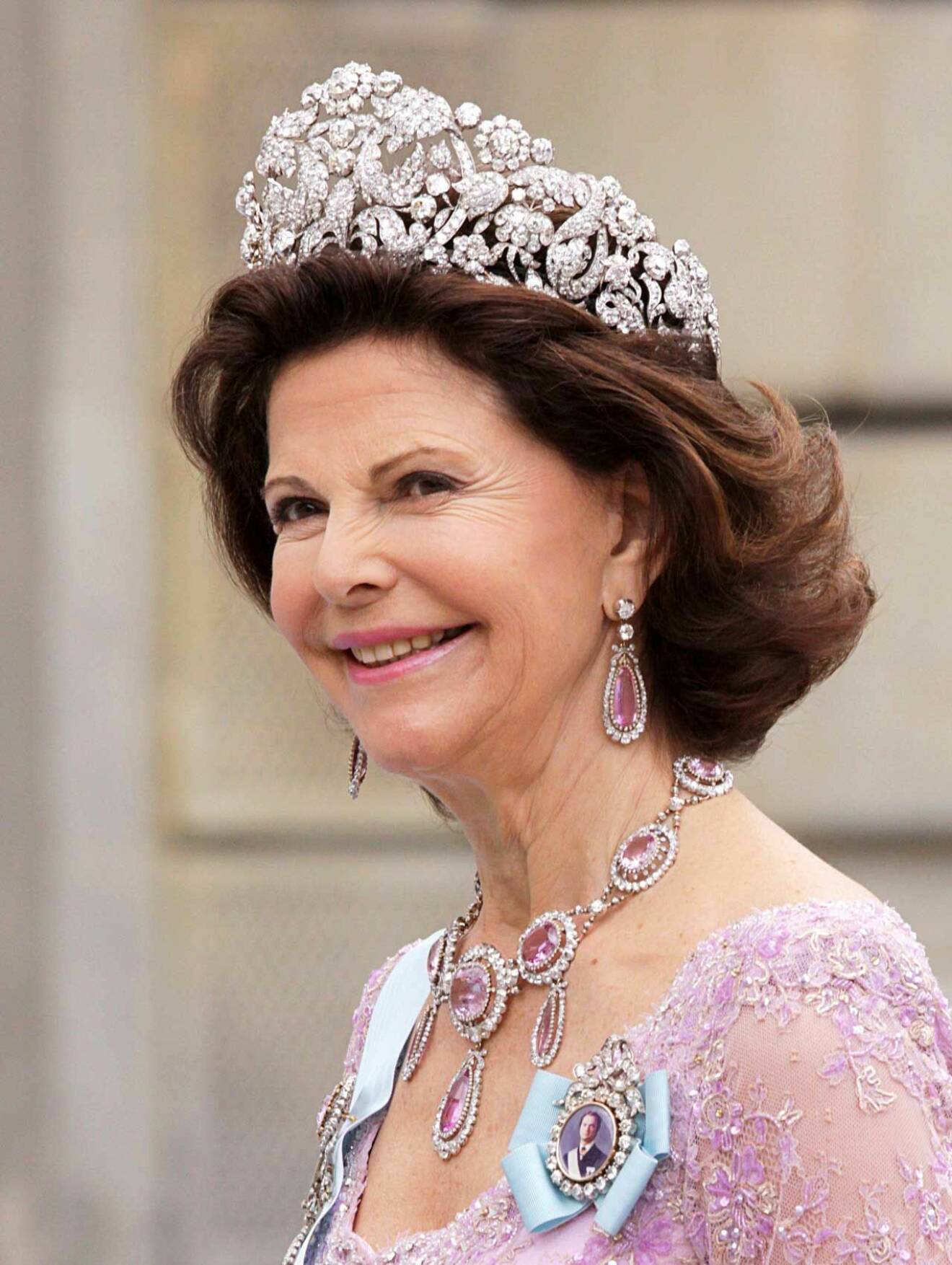 Drottning Silvia i det brasilianska diademet.