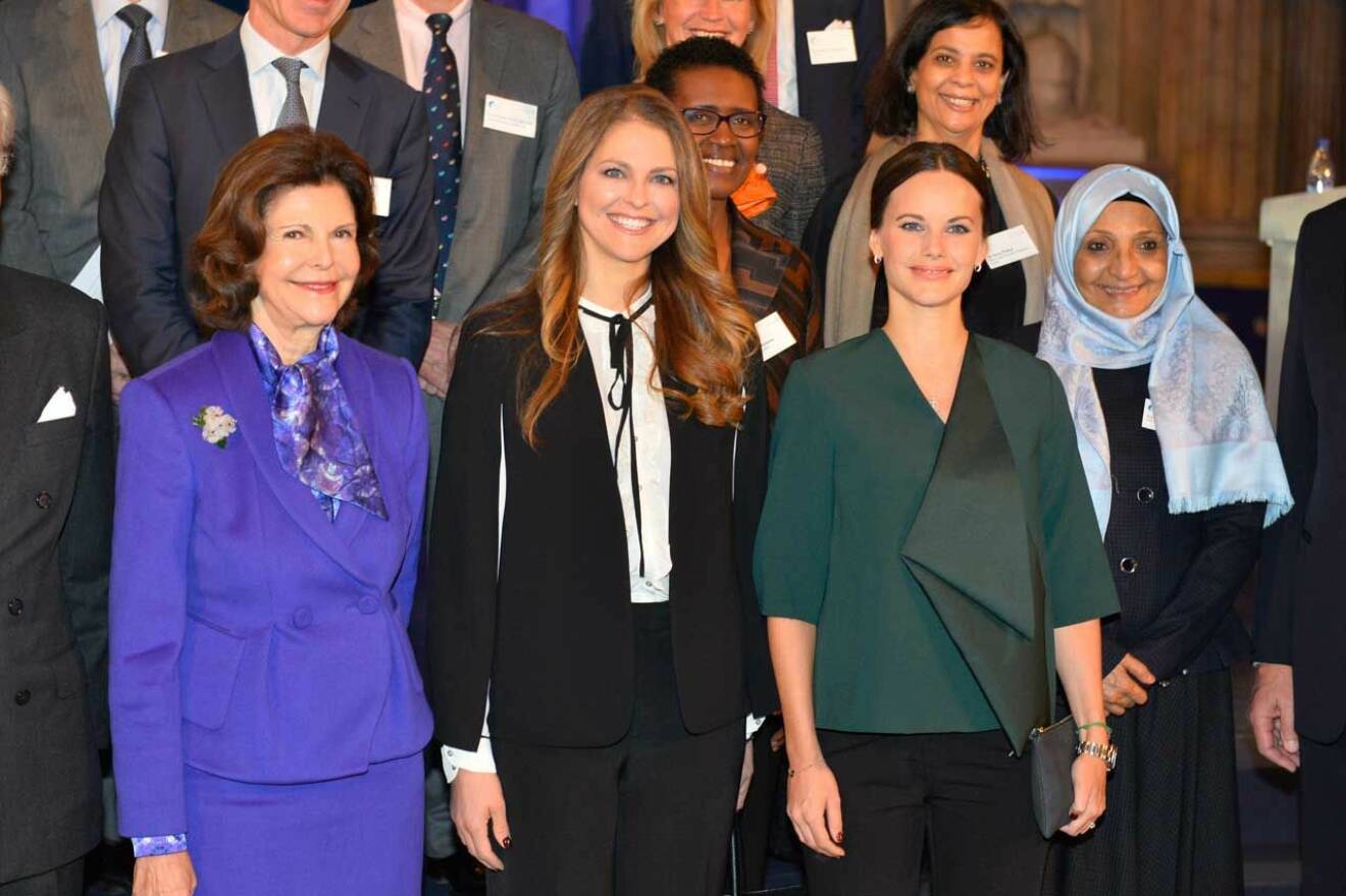 År 2015 såg vi drottning Silvia samt prinsessan Madeleine och prinsessan Sofia på Global Child Forum. 