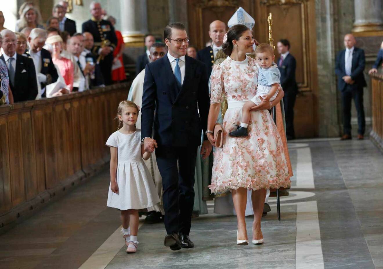 Kronprinsessan Victoria på 40-årsdagen den 14 juli 2017 tillsammans med prins Daniel, prins Oscar och prinsessan Estelle. Här vid tacksägelsegudstjänsten. Te Deum i Slottskyrkan.