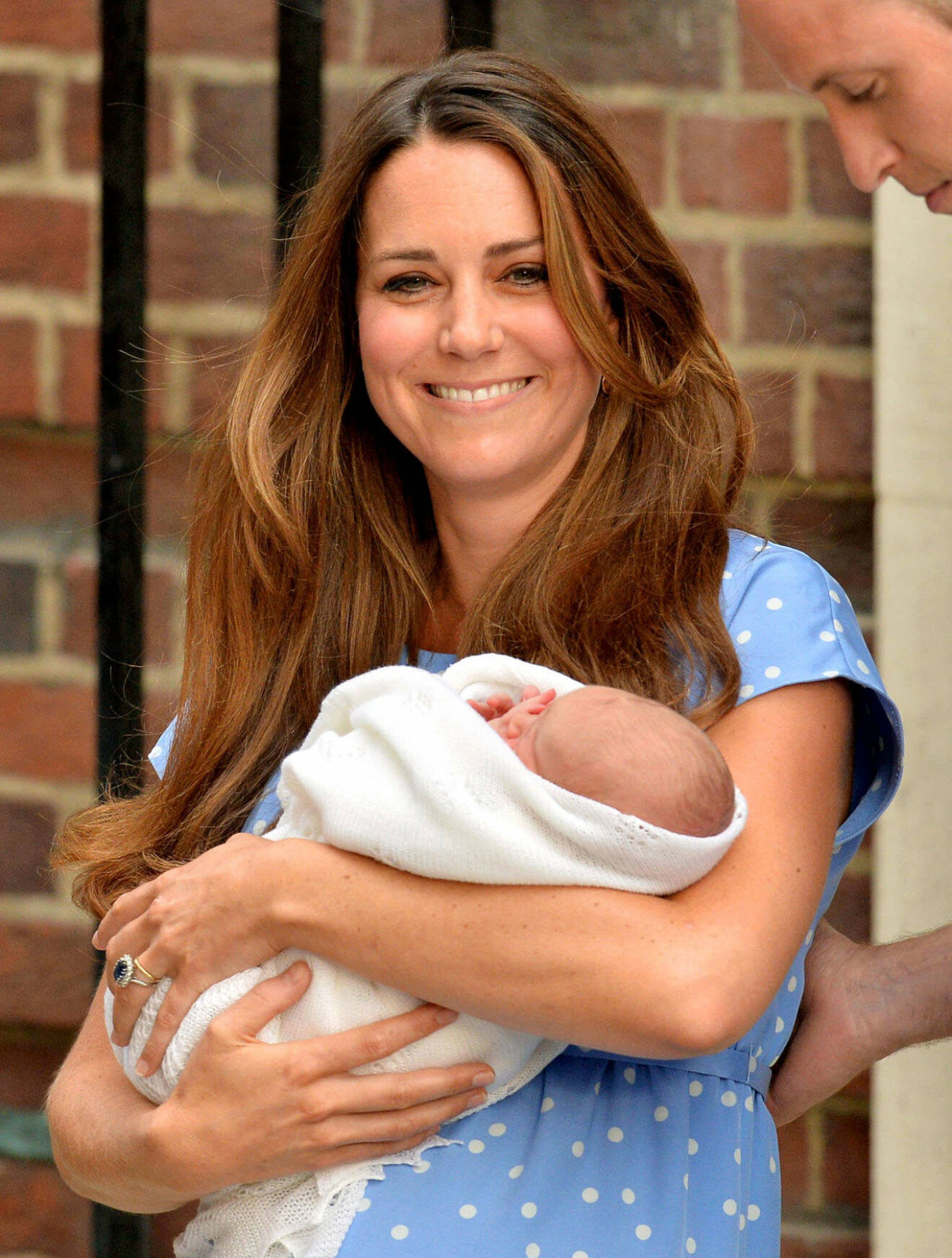 Kate med sonen George 2013. 