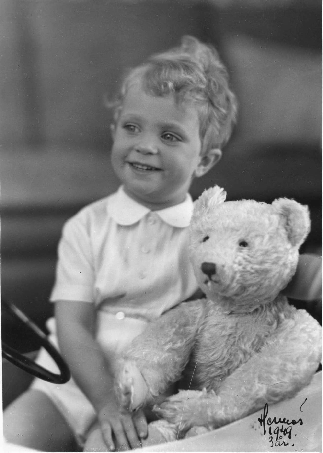 Dåvarande prins Carl Gustaf, tre år gammal.
