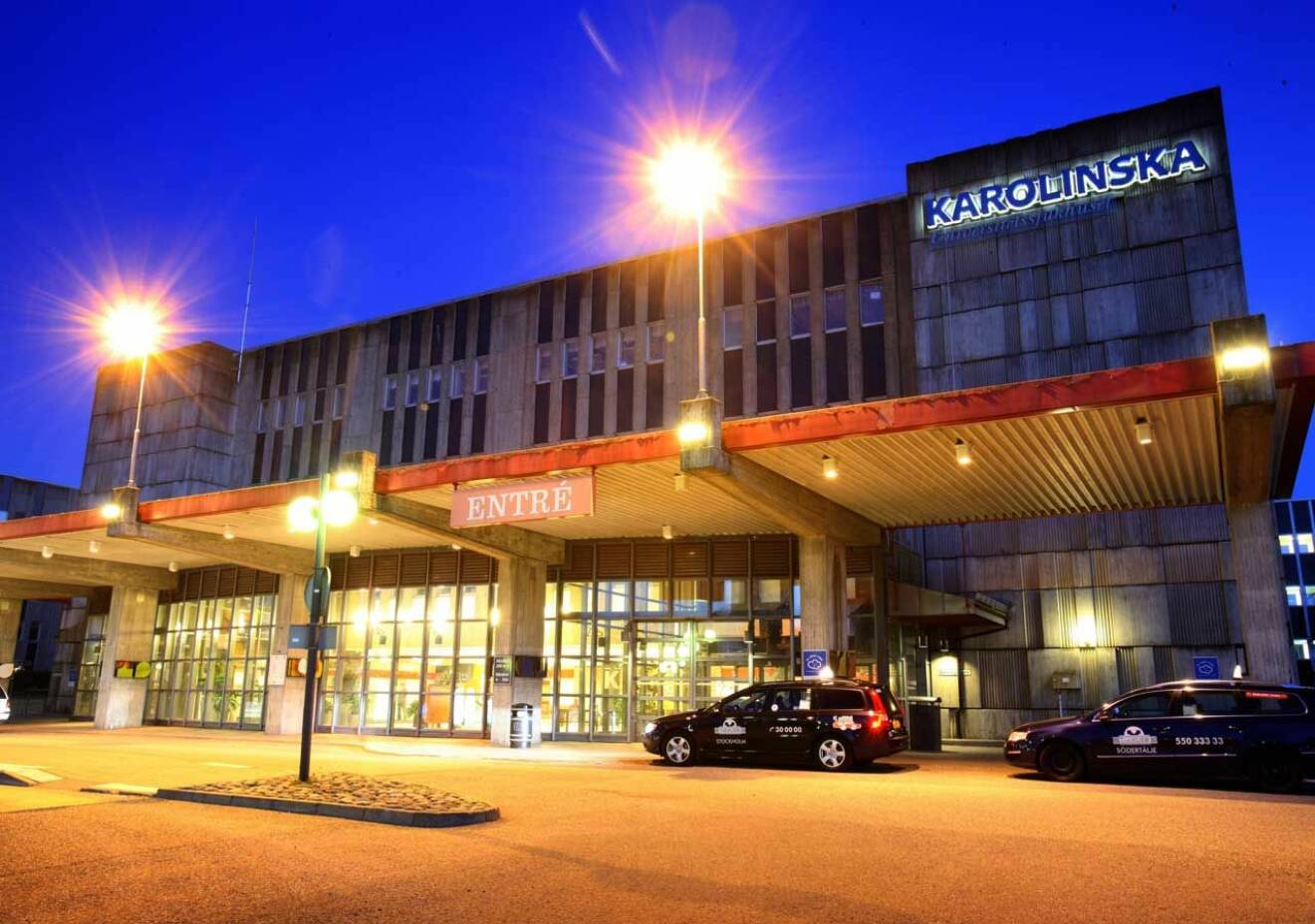 Karolinska Universitetssjukhuset i Huddinge, natten efter Daniels operation.