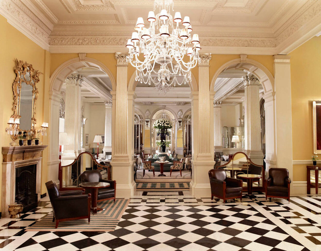 Den fashionabla lobbyn på Hotel Claridge’s i London.