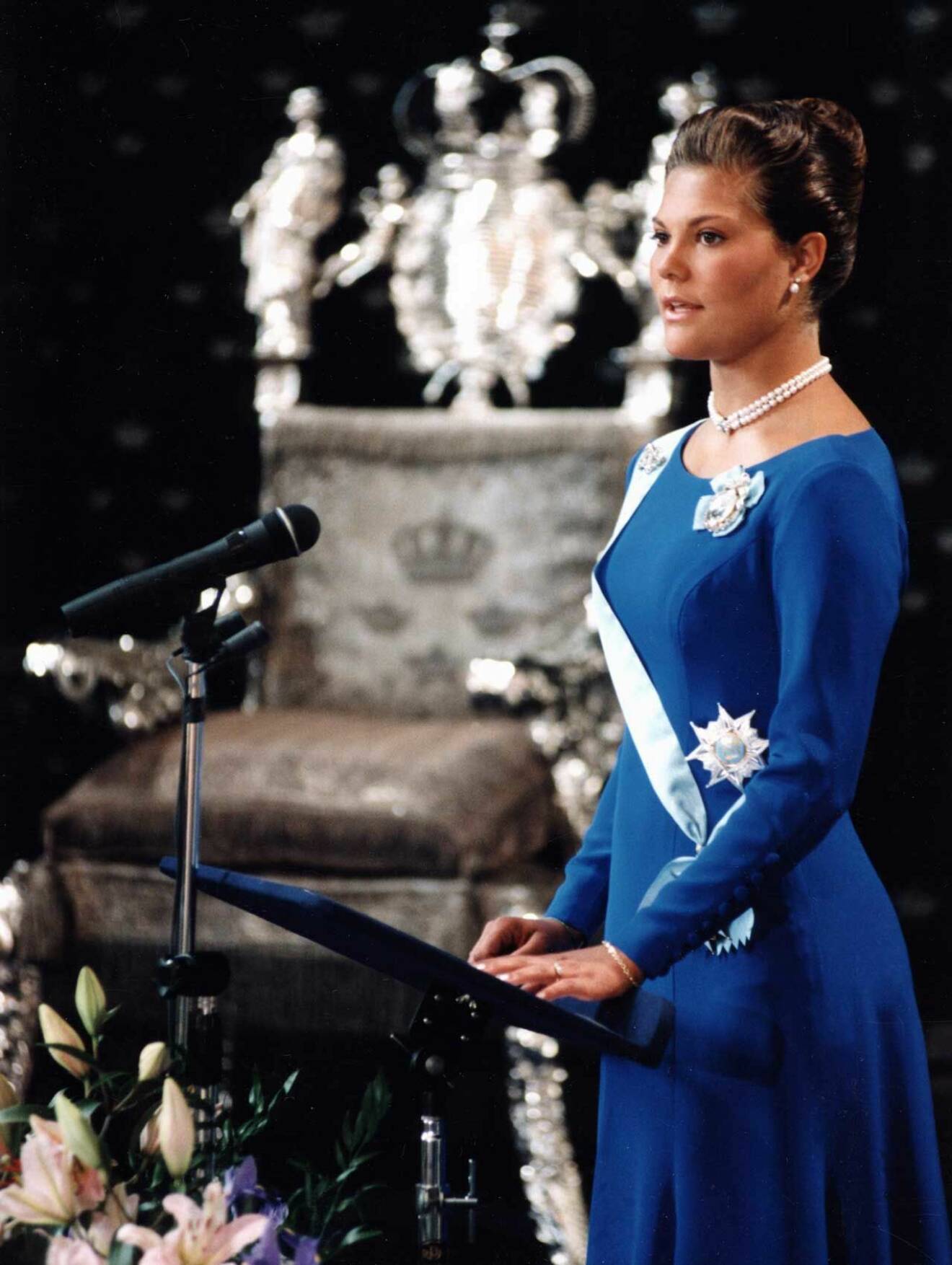 Kronprinsessan Victoria fyller 18 år och håller sitt myndighetstal i Rikssalen.