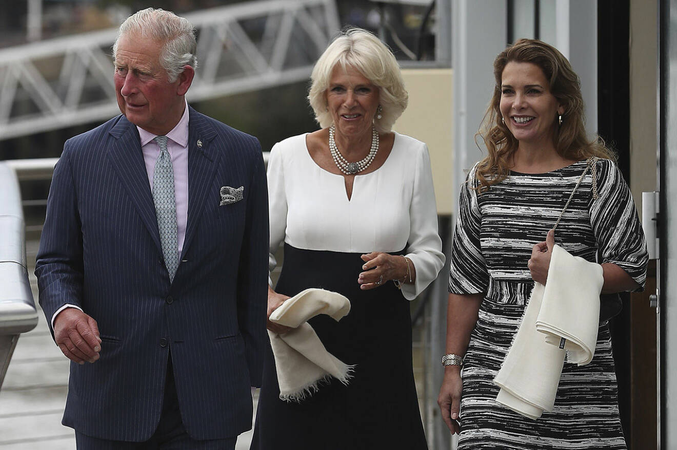 Haya tillsammans med prins Charles och Camilla. 
