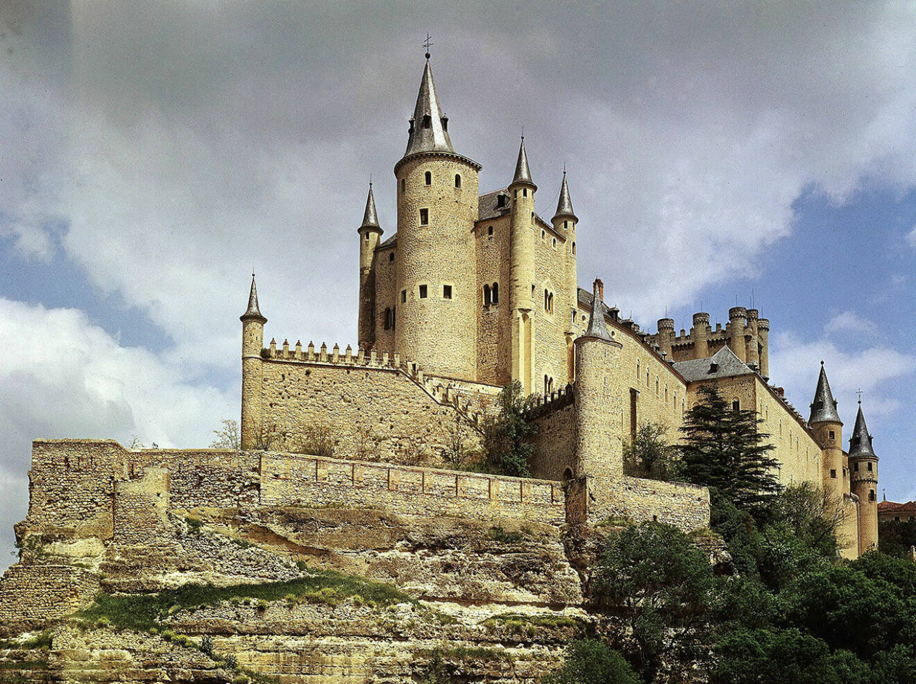 Alcázar av Segovia i Spanien